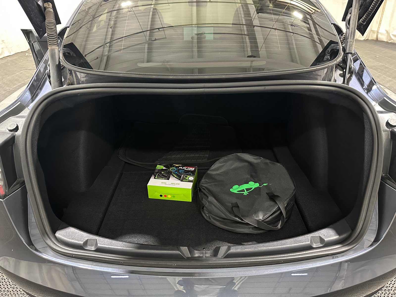 Thumbnail: 2023 Tesla Model 3 - 6