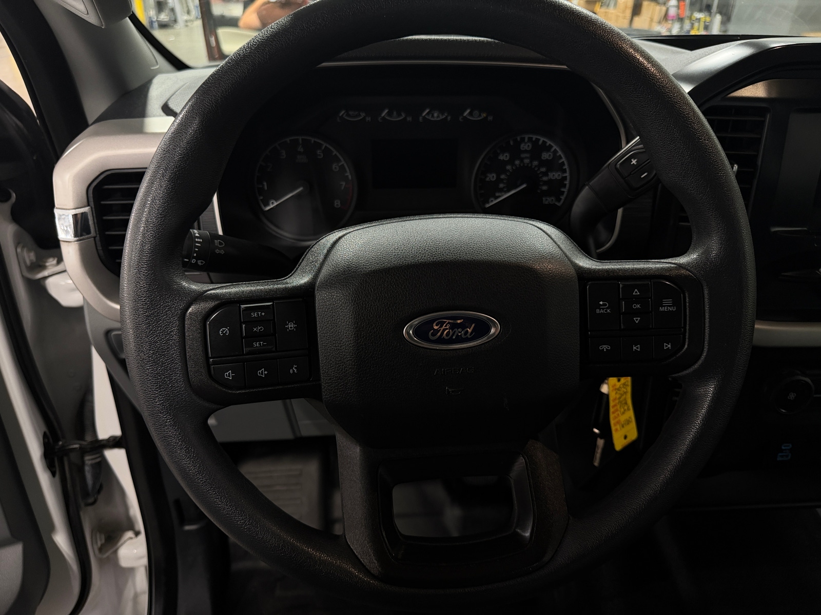 Thumbnail: 2022 Ford Econoline - 4