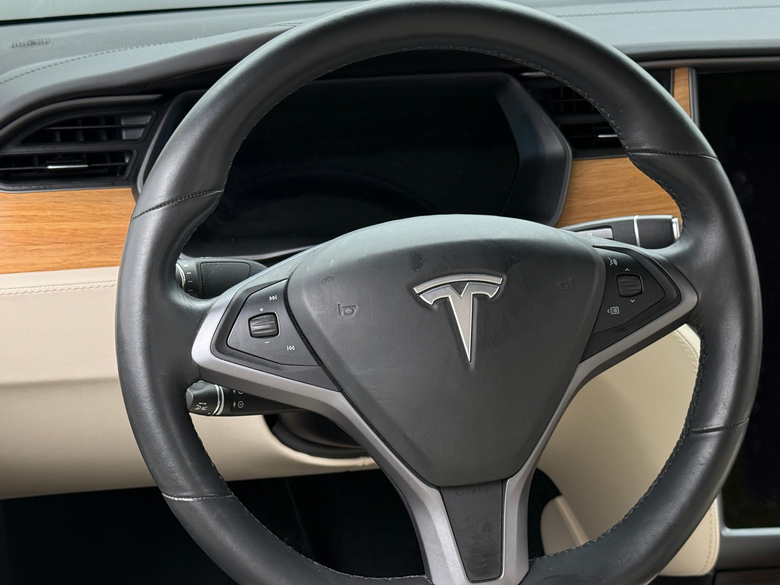 Thumbnail: 2019 Tesla Model X - 4