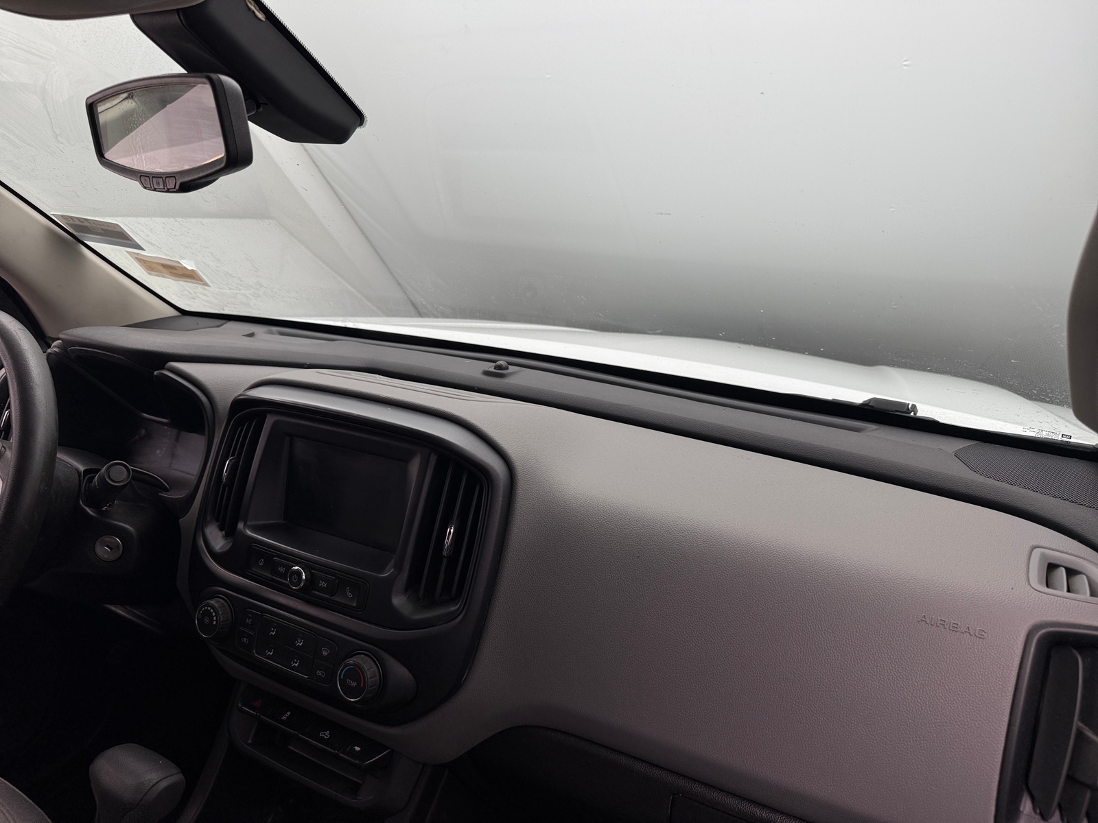 Thumbnail: 2017 Chevrolet Colorado - 3