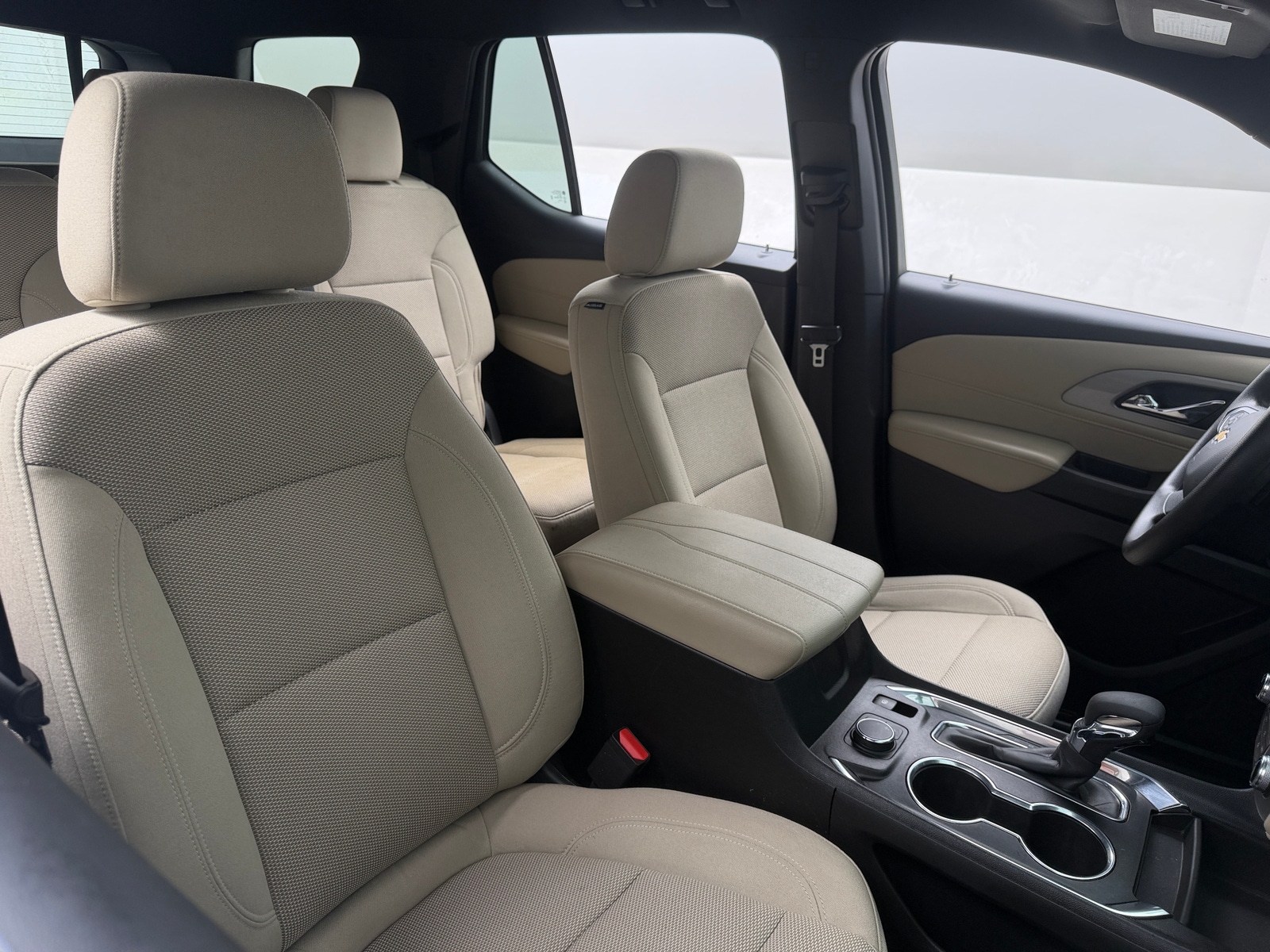 Thumbnail: 2022 Chevrolet Traverse - 2