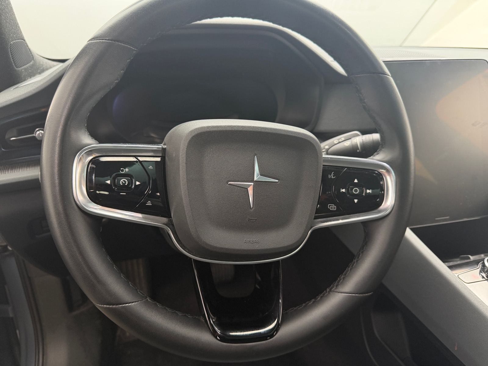 Thumbnail: 2021 Polestar 2 - 5