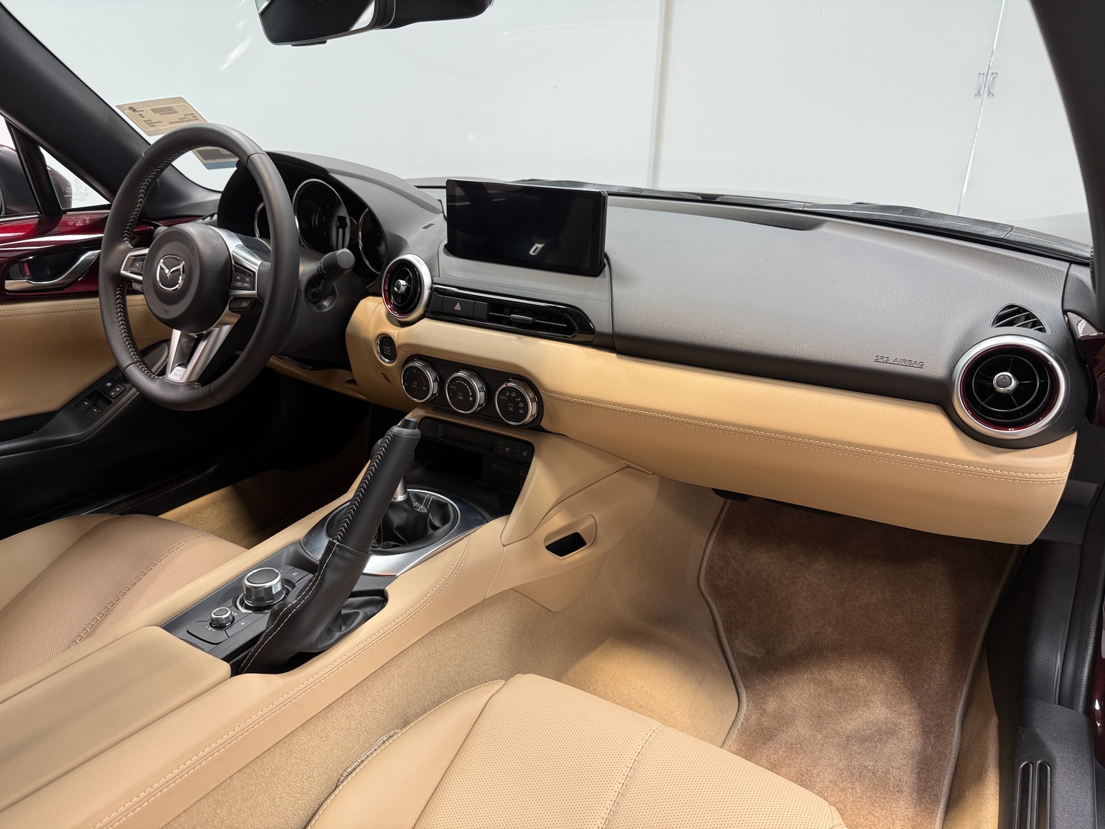 Thumbnail: 2025 Mazda MX-5 Miata - 2