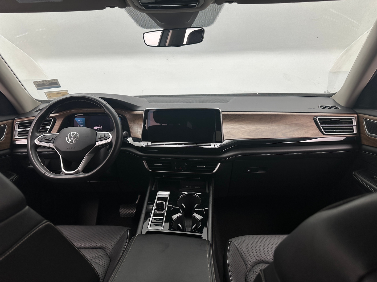 Thumbnail: 2024 Volkswagen Atlas - 2