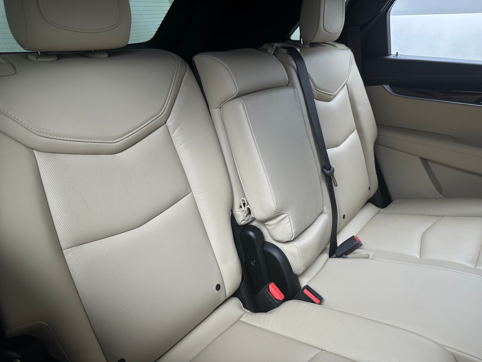 Thumbnail: 2017 Cadillac XT5 - 5