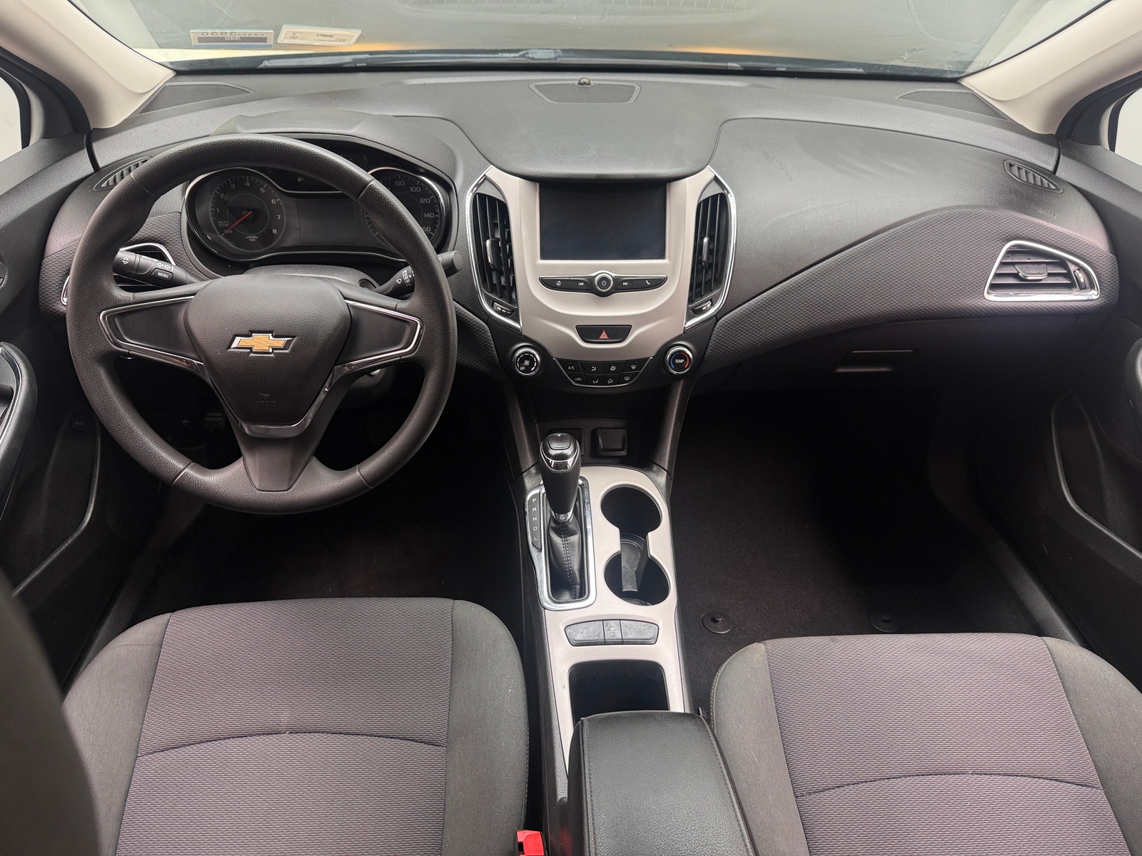 Thumbnail: 2017 Chevrolet Cruze - 3