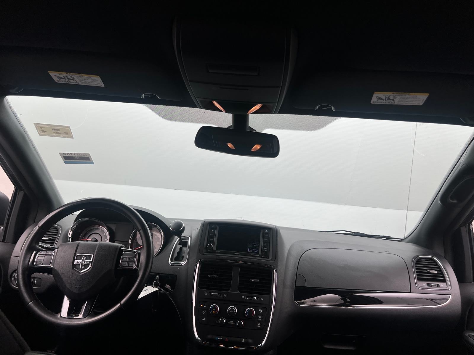 Thumbnail: 2019 Dodge Grand Caravan - 3
