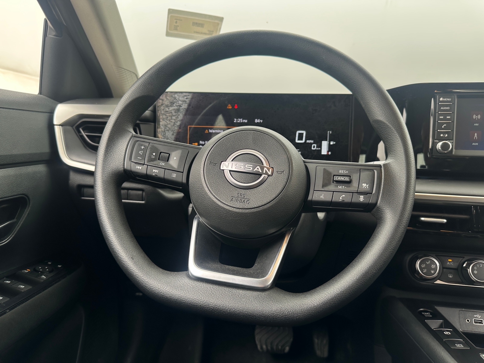 Thumbnail: 2025 Nissan Kicks - 5