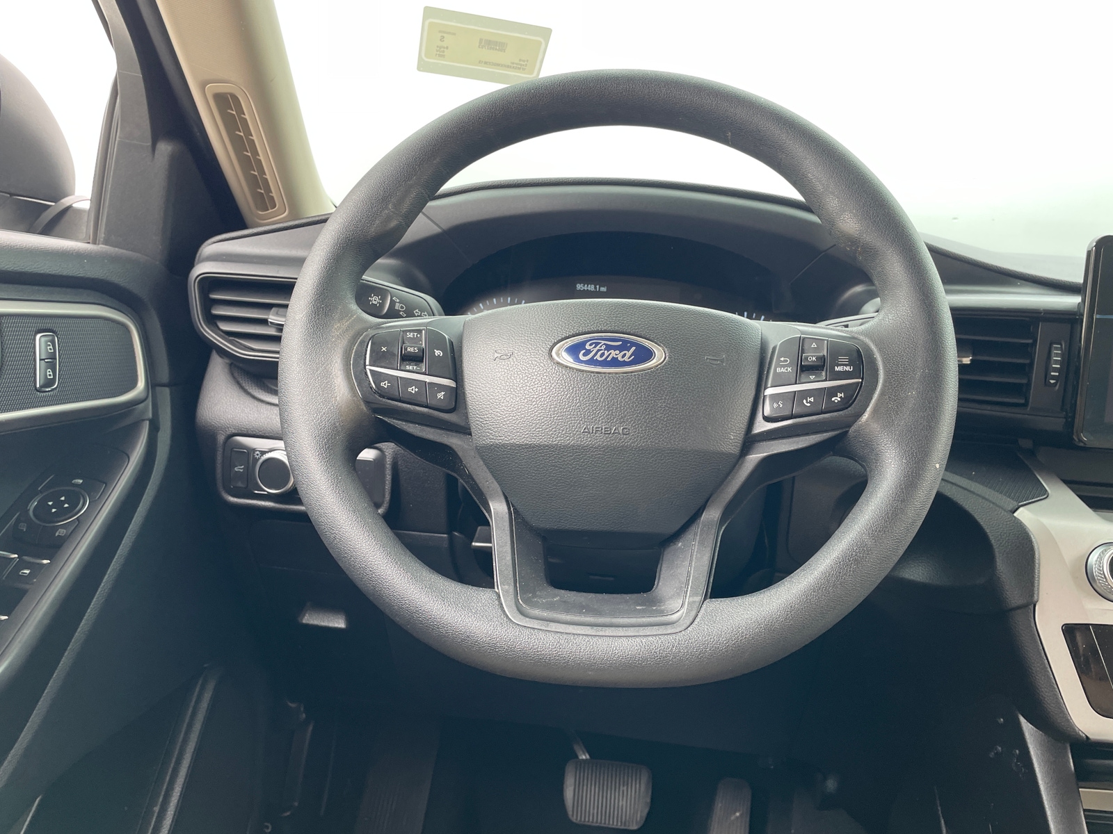 Thumbnail: 2021 Ford Explorer - 5
