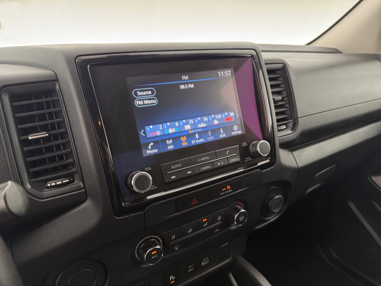 Thumbnail: 2022 Nissan Frontier - 4