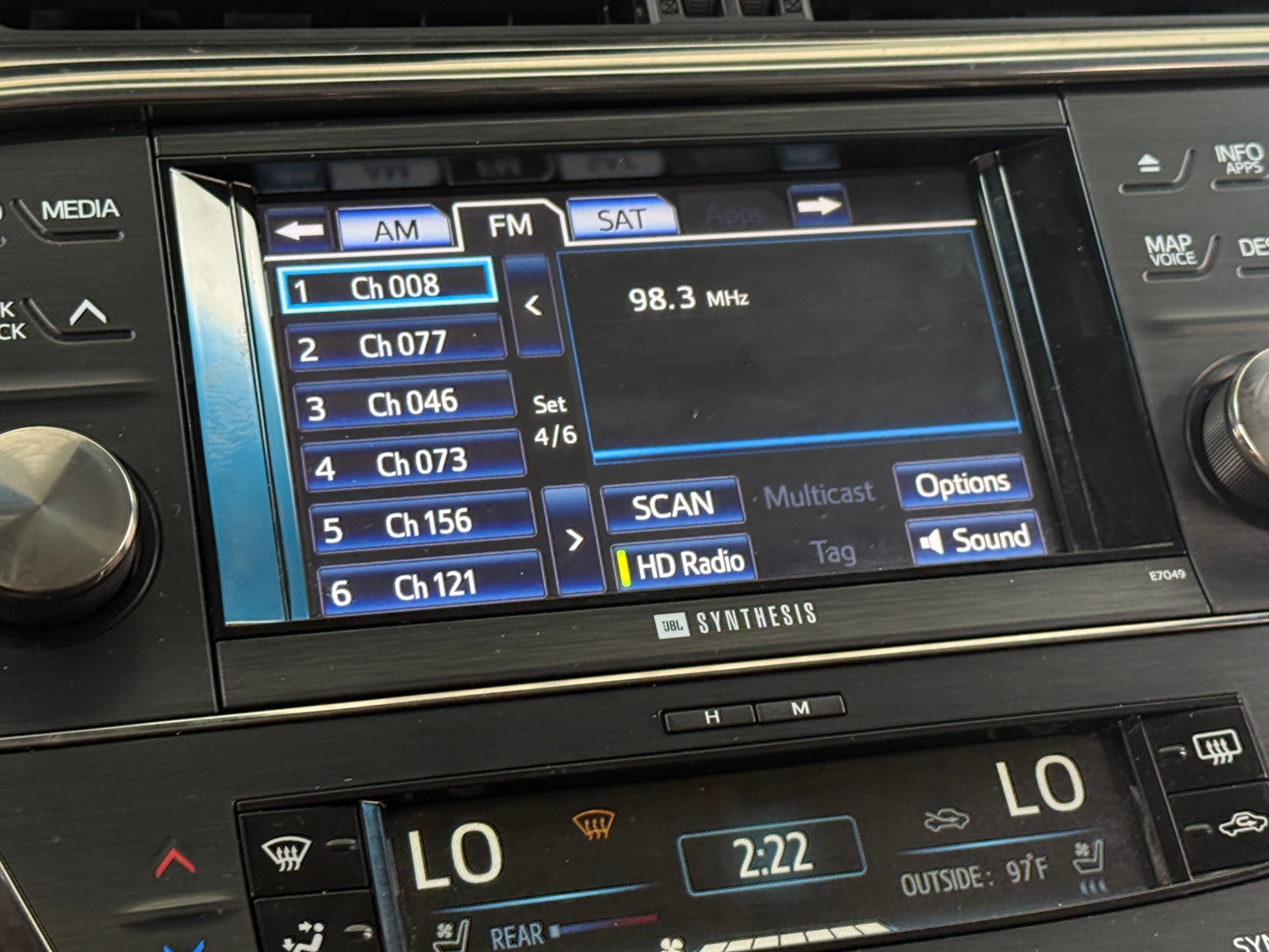 Thumbnail: 2014 Toyota Avalon - 4