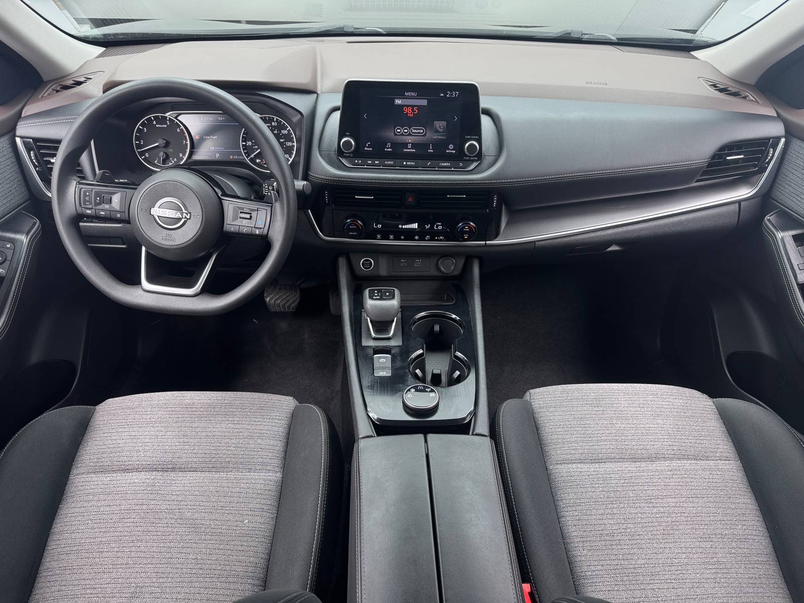 Thumbnail: 2022 Nissan Rogue - 3