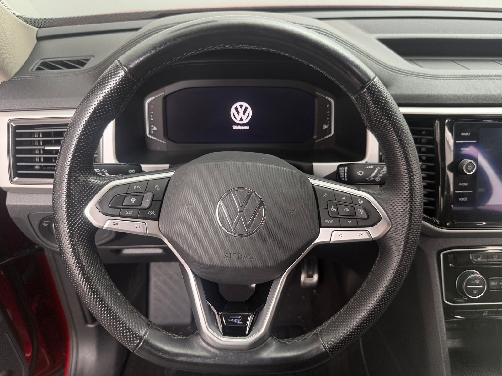 Thumbnail: 2022 Volkswagen Atlas - 4