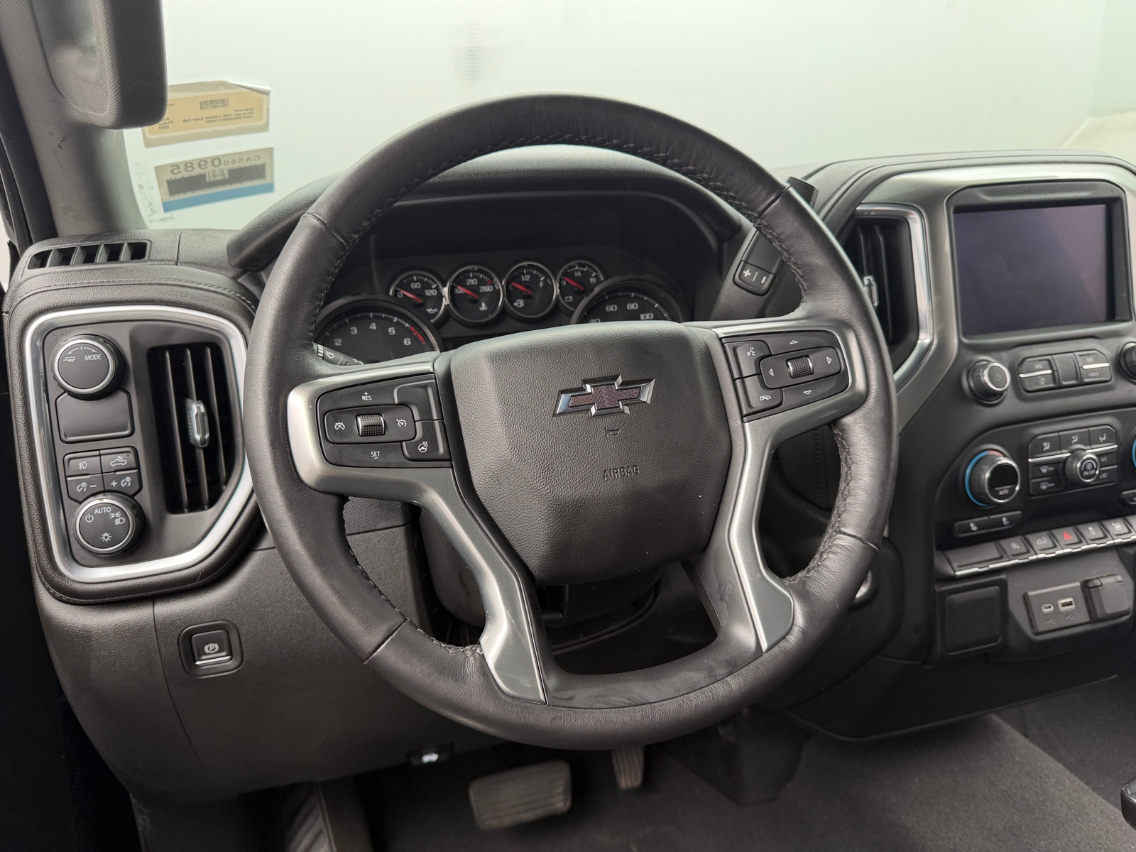 Thumbnail: 2022 Chevrolet Silverado 1500 - 5