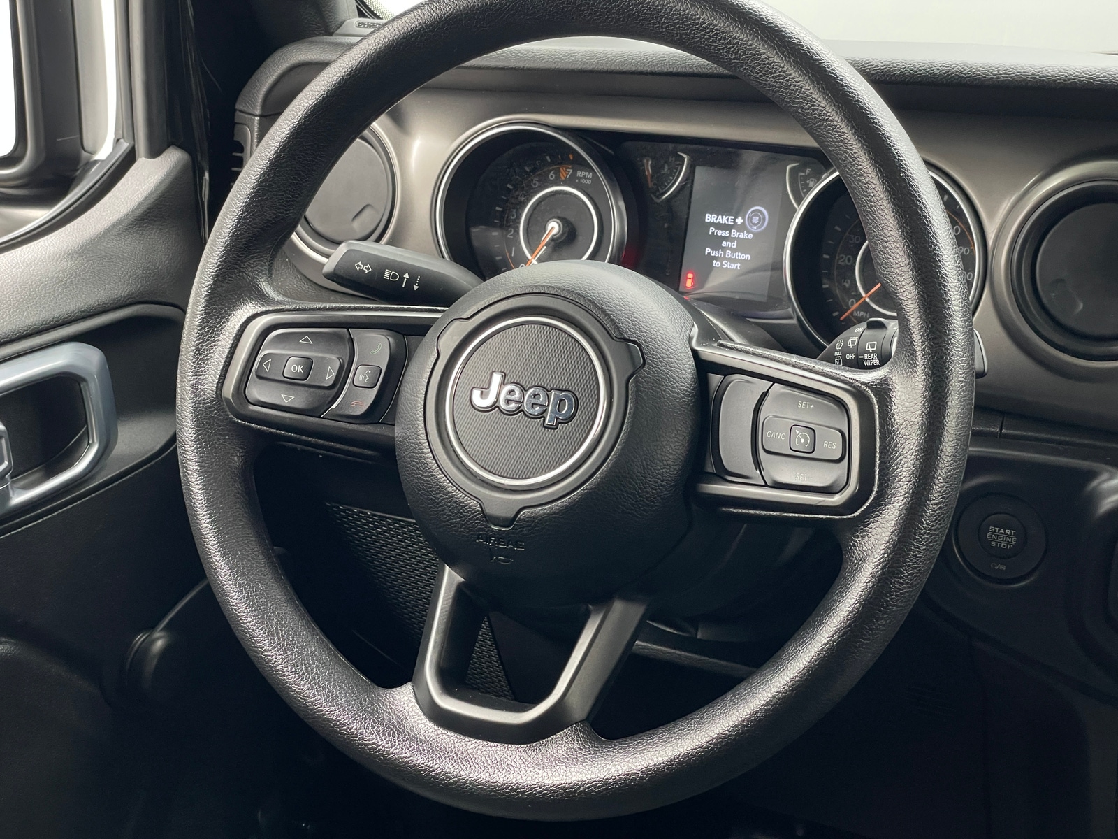 Thumbnail: 2022 Jeep Wrangler - 5