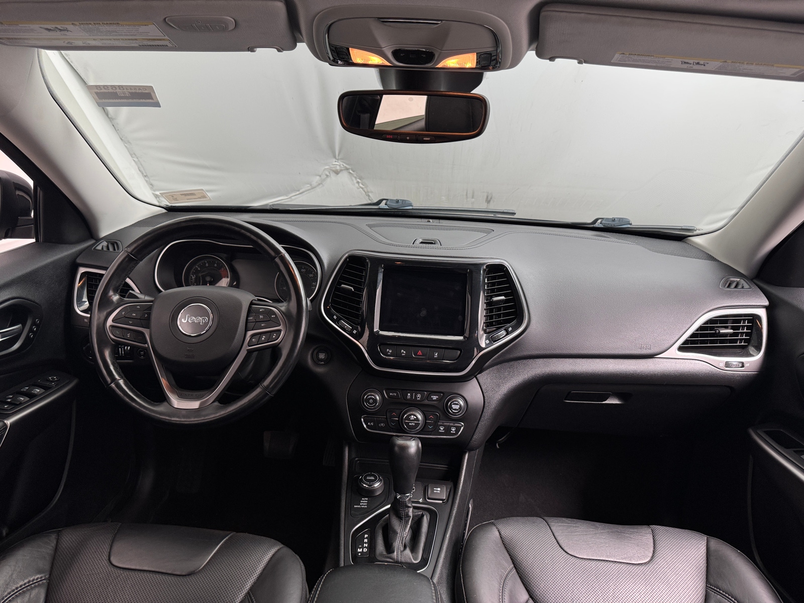 Thumbnail: 2021 Jeep Cherokee - 3