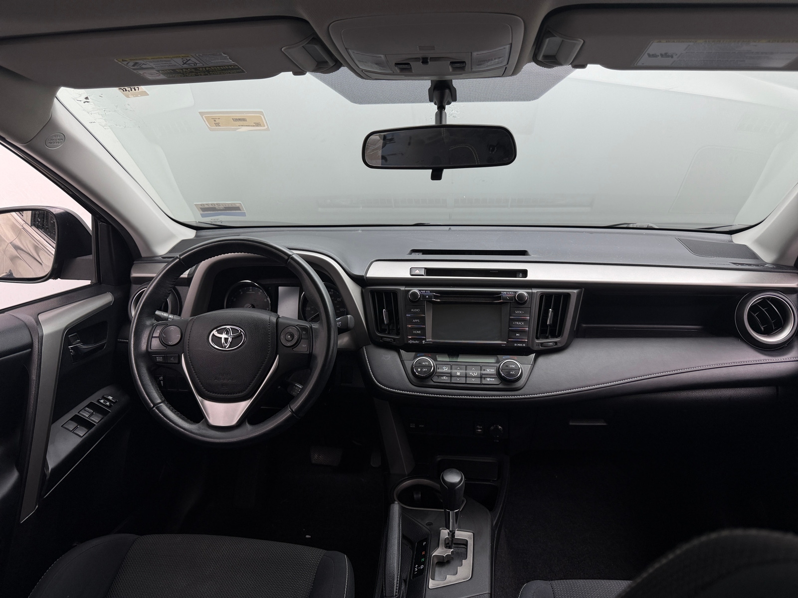 Thumbnail: 2016 Toyota RAV4 - 3