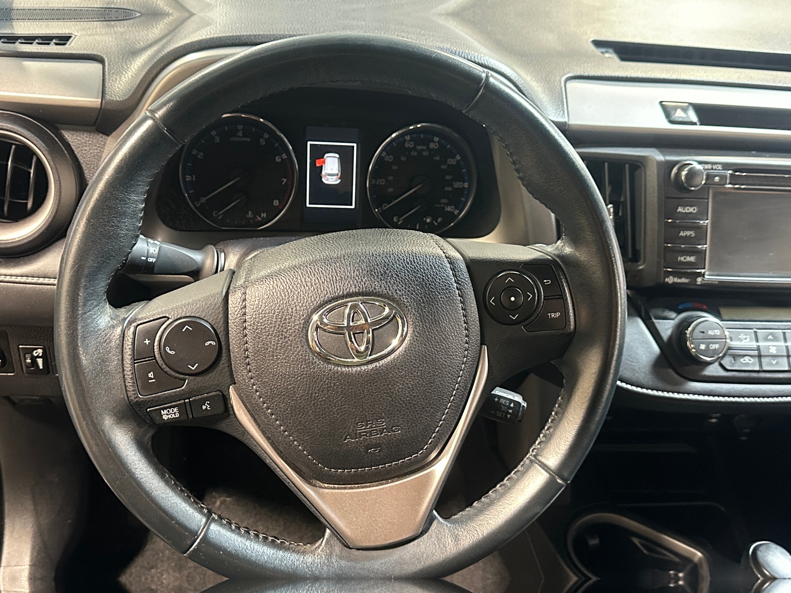 Thumbnail: 2016 Toyota RAV4 - 5