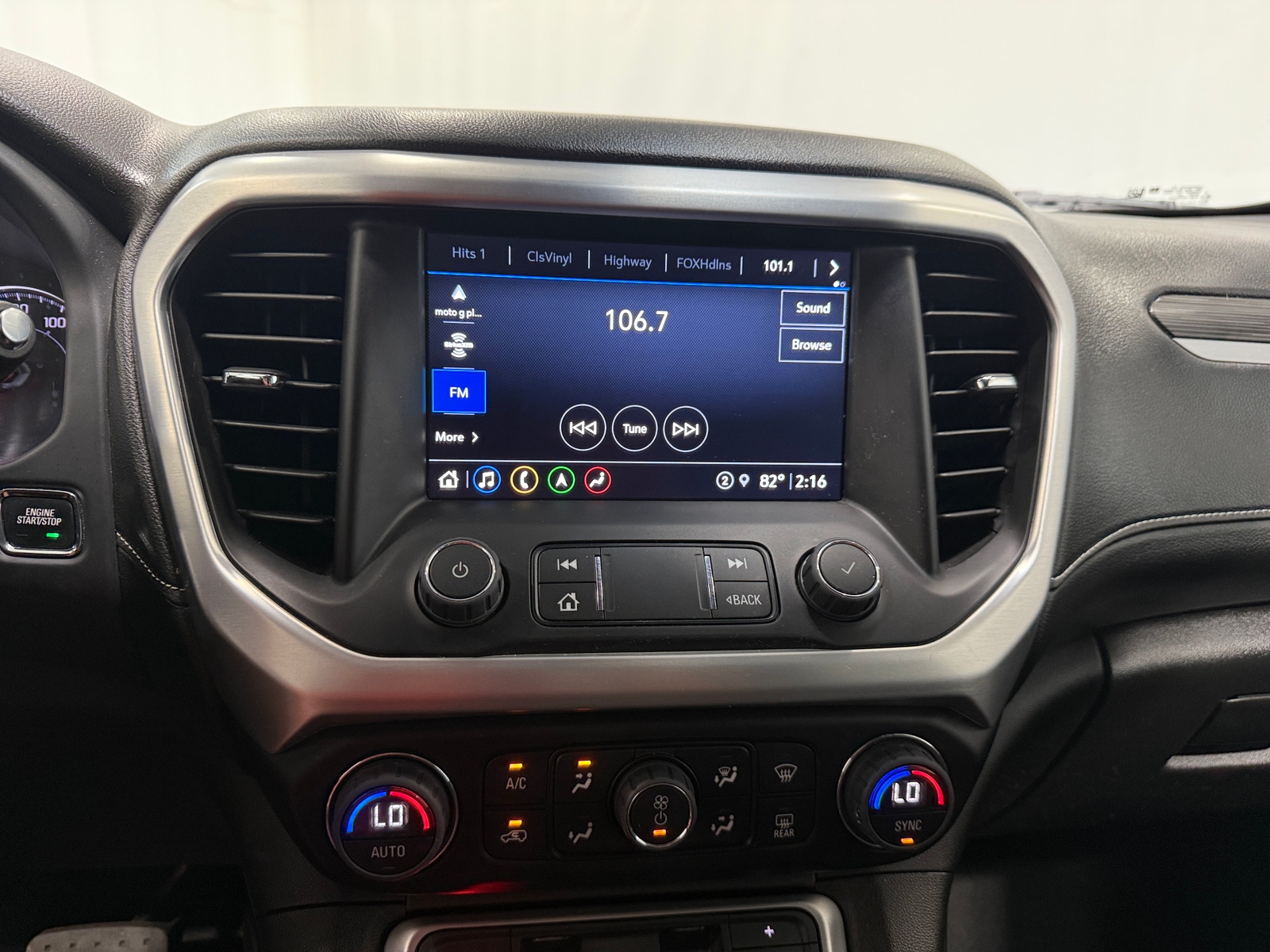 Thumbnail: 2023 GMC Acadia - 3