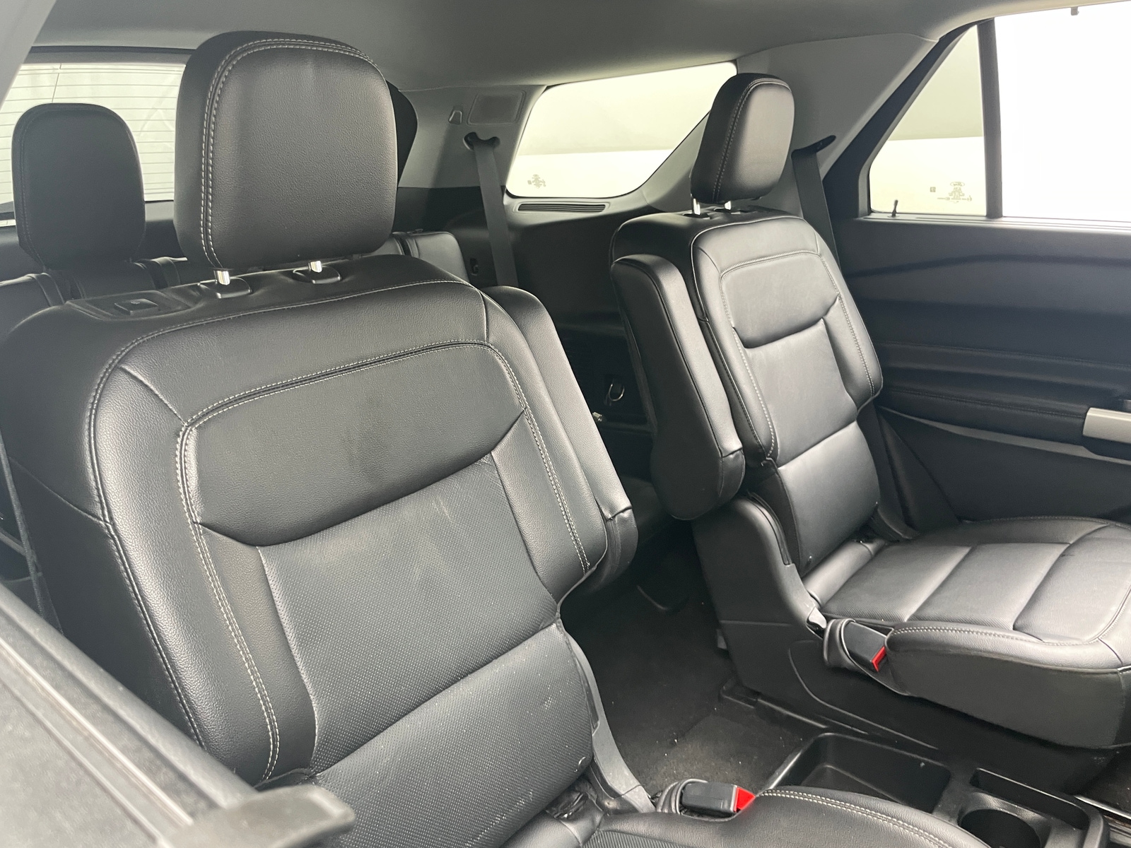 Thumbnail: 2021 Ford Explorer - 5