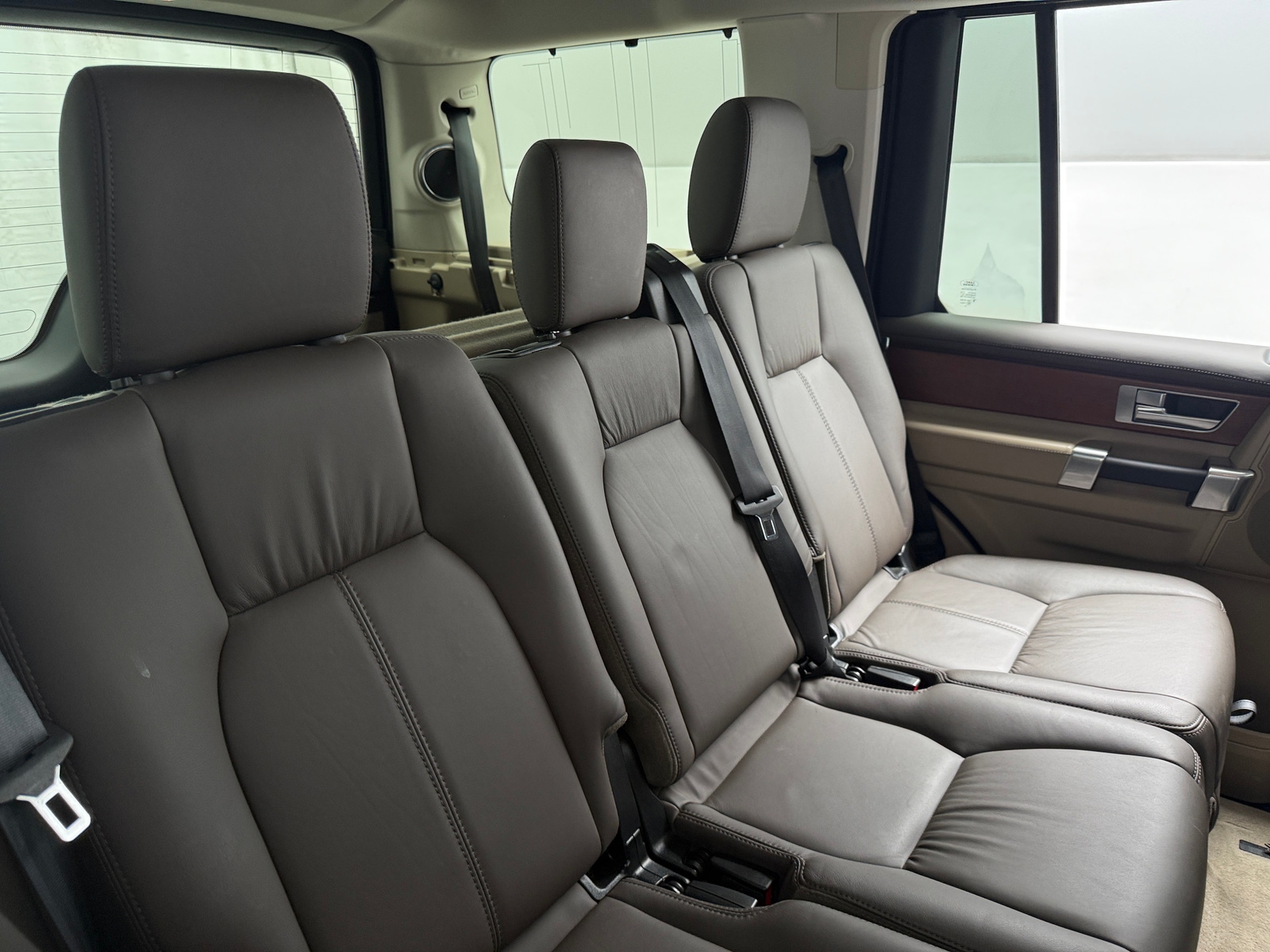 Thumbnail: 2016 Land Rover LR4 - 5