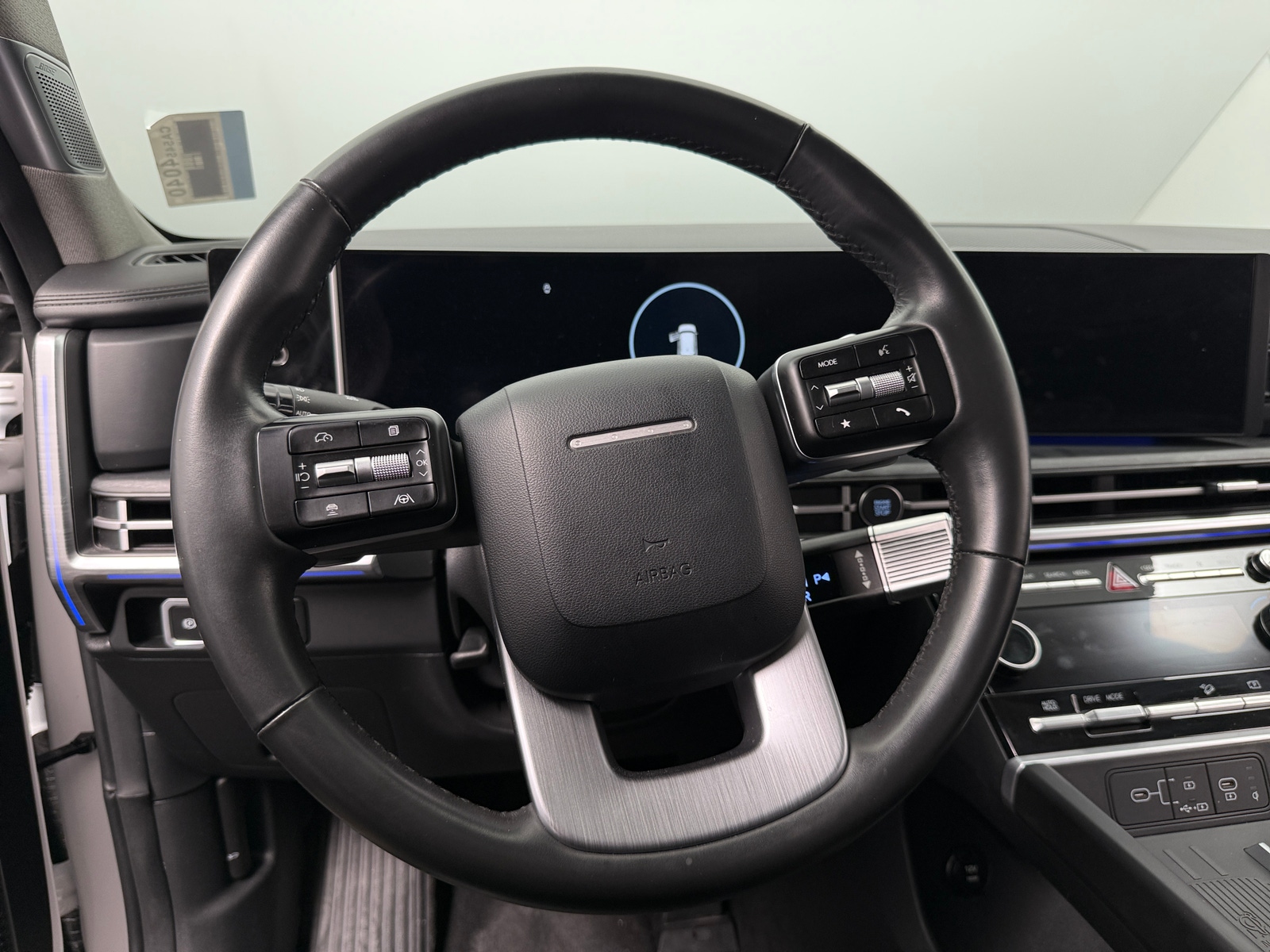 Thumbnail: 2024 Hyundai Santa Fe - 4