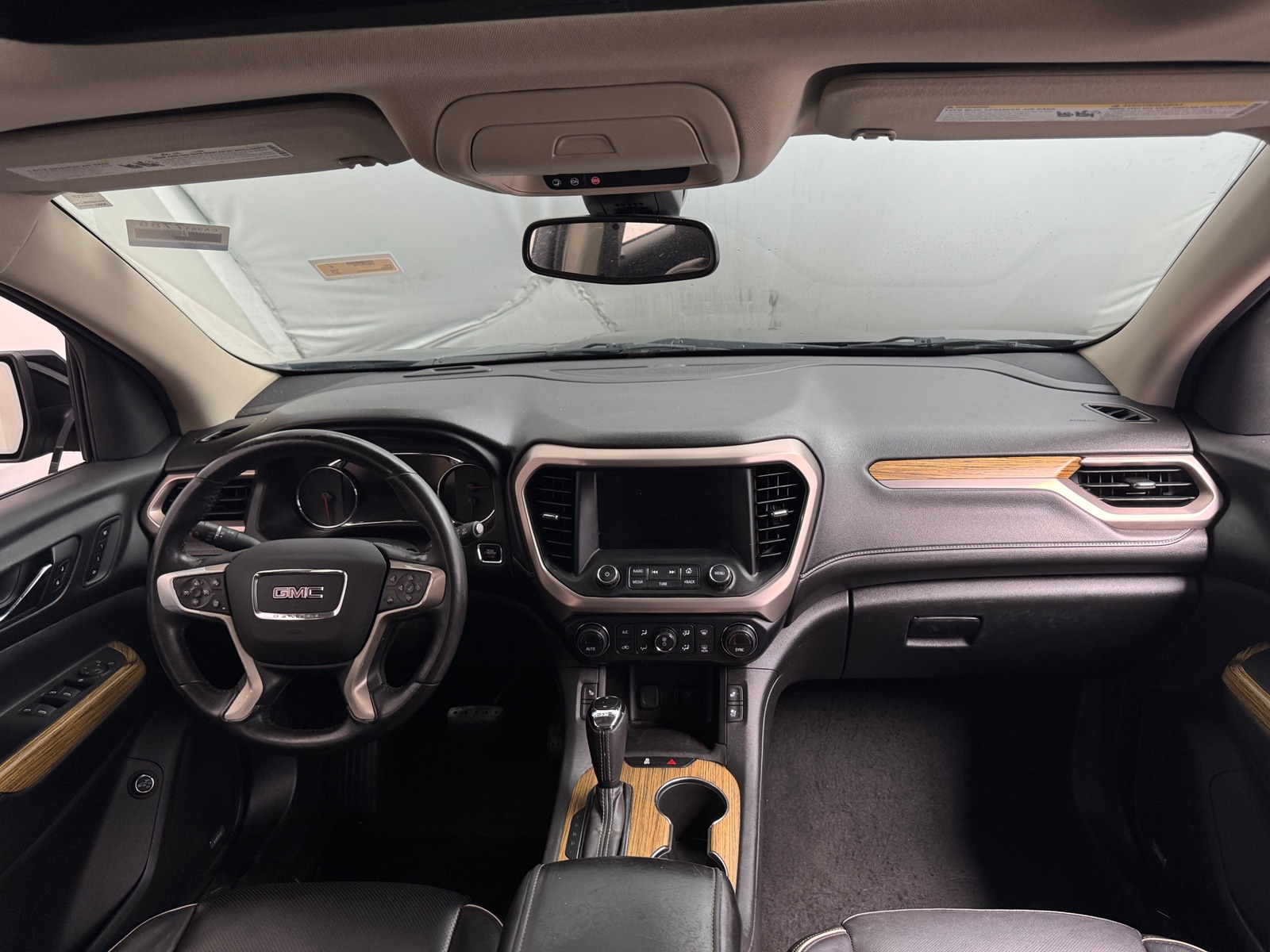 Thumbnail: 2017 GMC Acadia - 2
