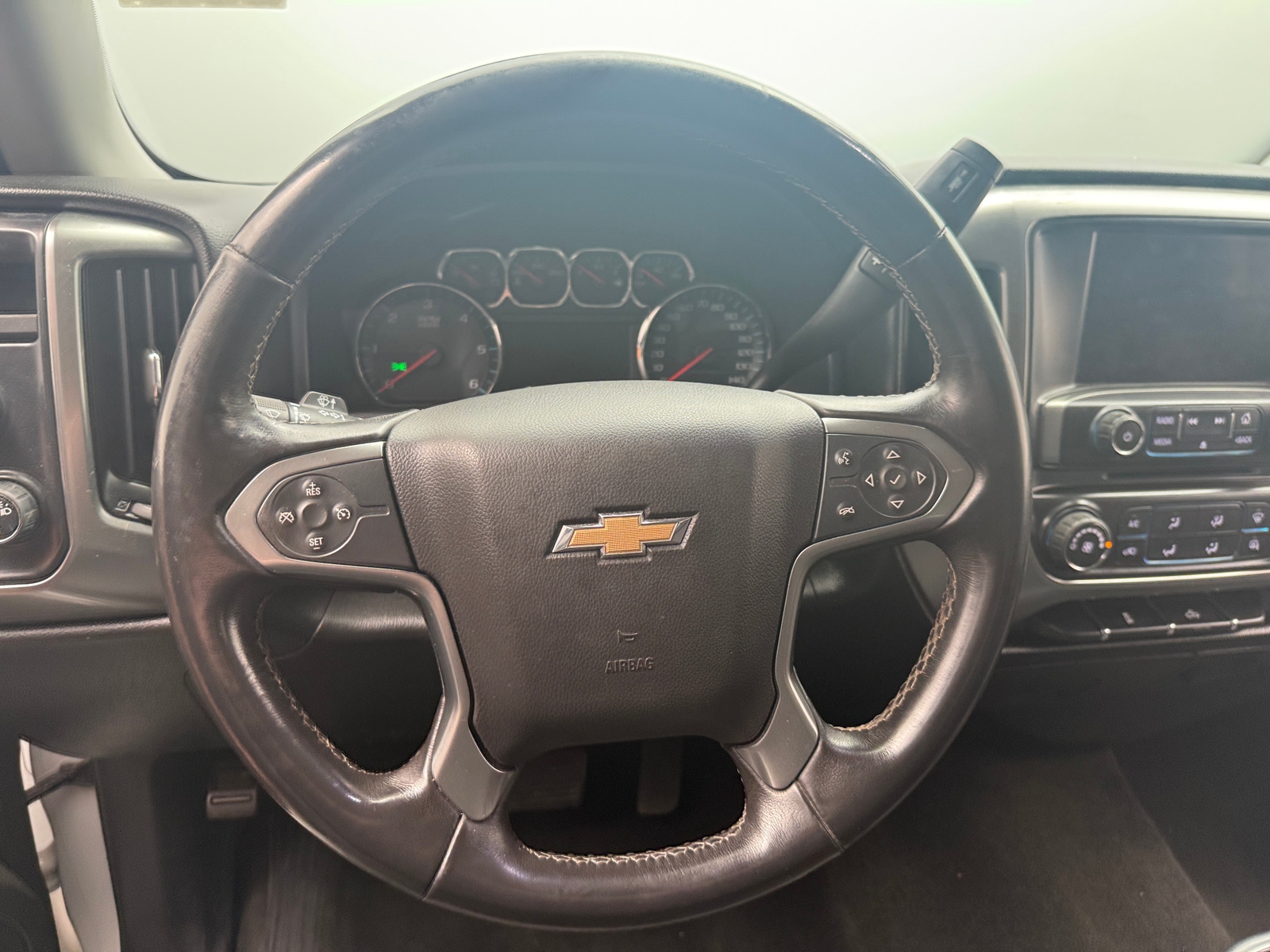 Thumbnail: 2017 Chevrolet Silverado 1500 - 5