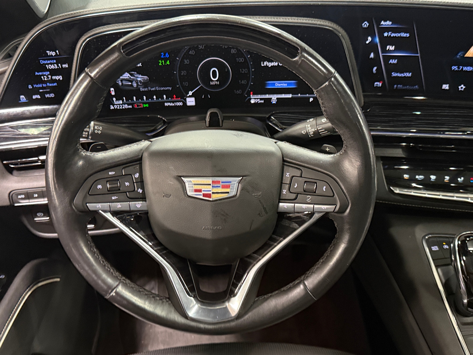 Thumbnail: 2022 Cadillac Escalade - 4
