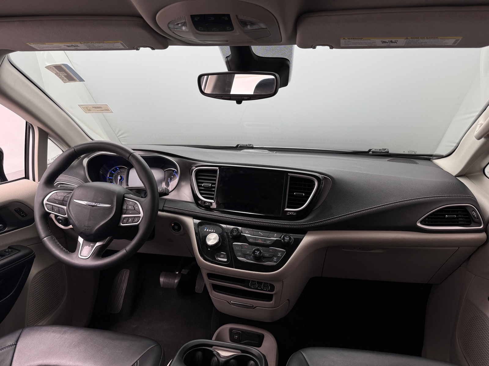 Thumbnail: 2024 Chrysler Pacifica - 2