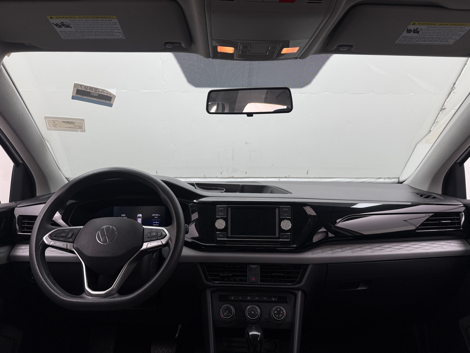 Thumbnail: 2022 Volkswagen Taos - 3