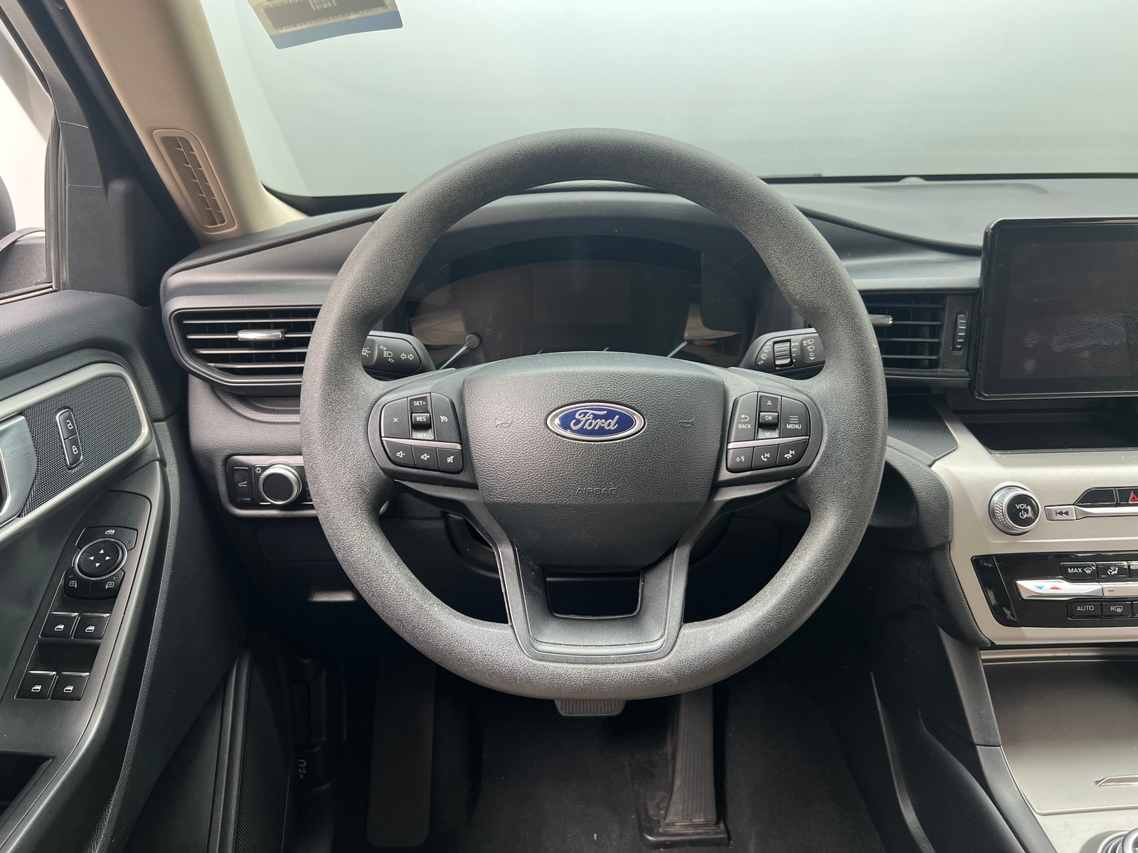 Thumbnail: 2023 Ford Explorer - 5