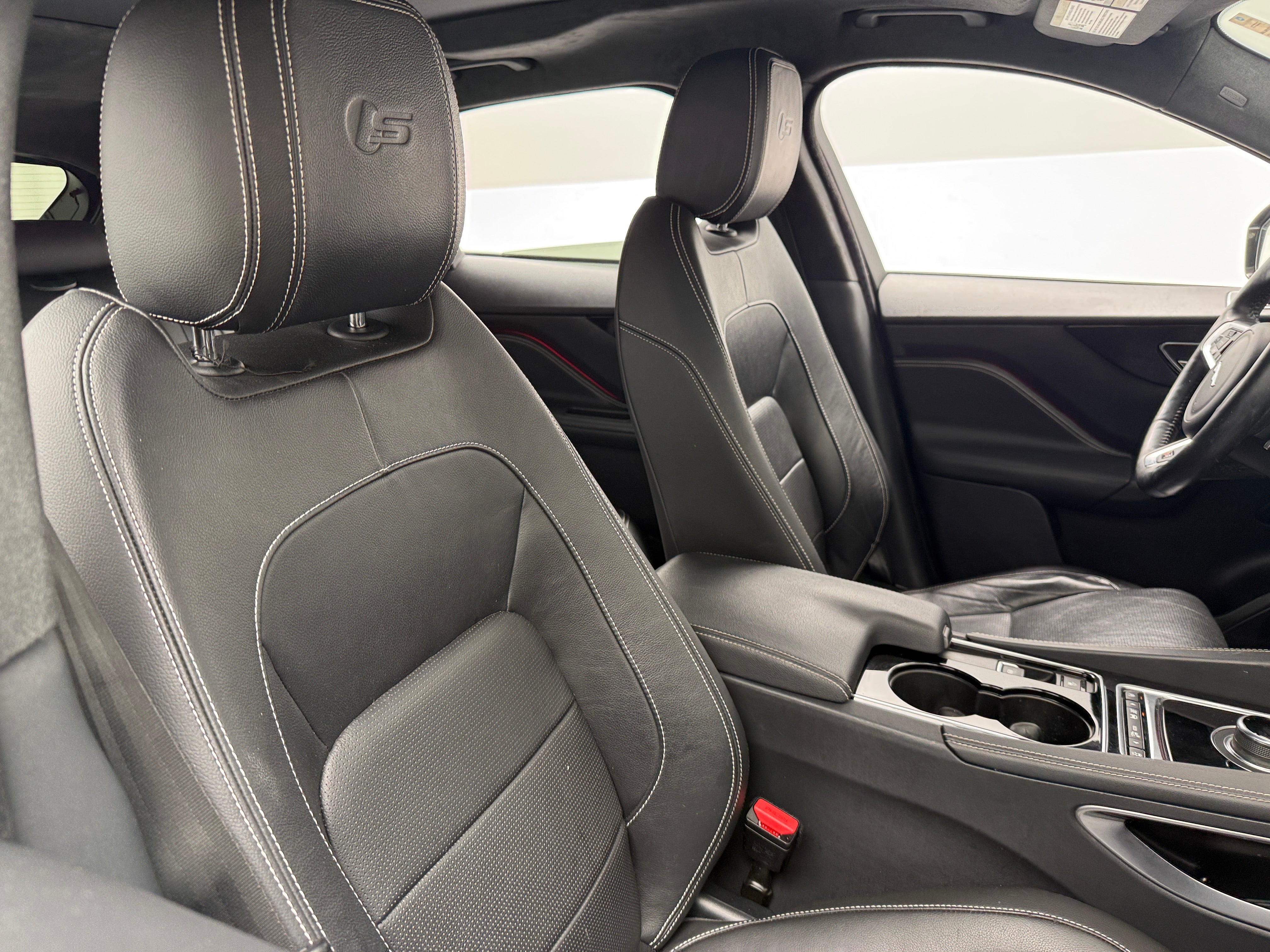 2017 Jaguar F-Pace
