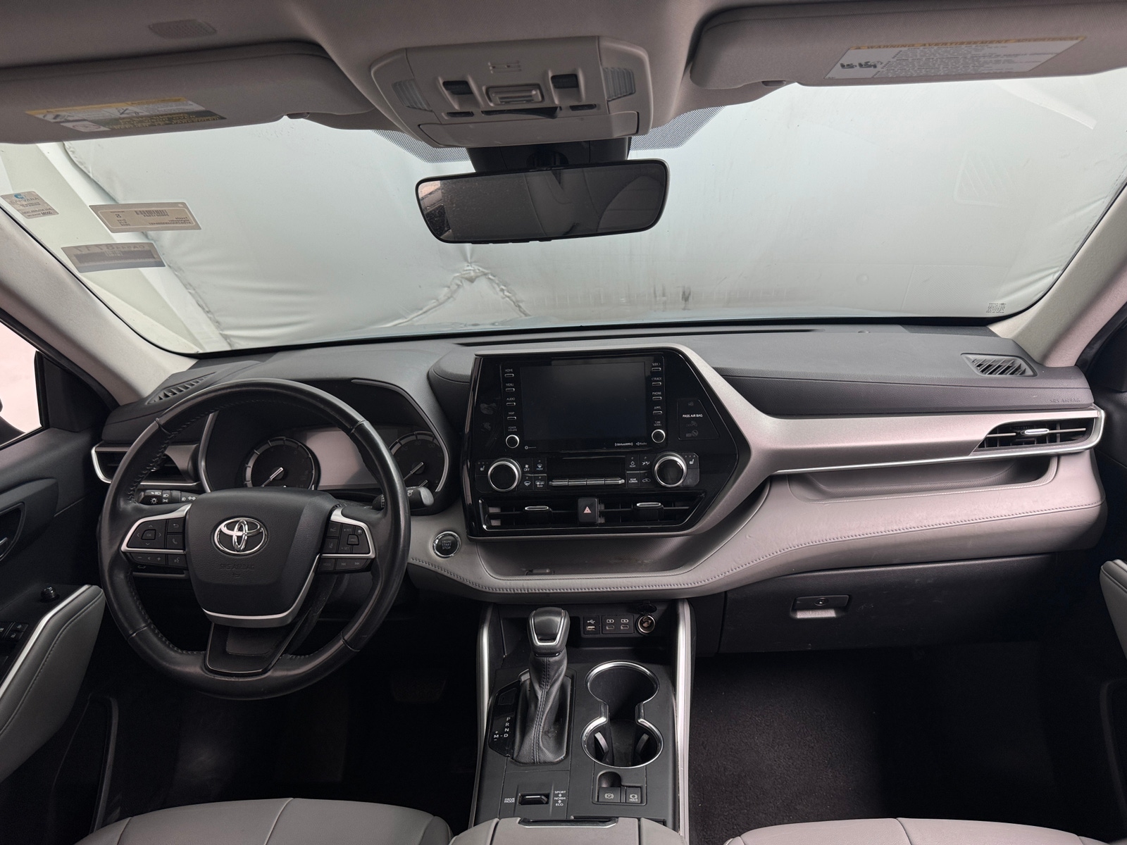 Thumbnail: 2022 Toyota Highlander - 2