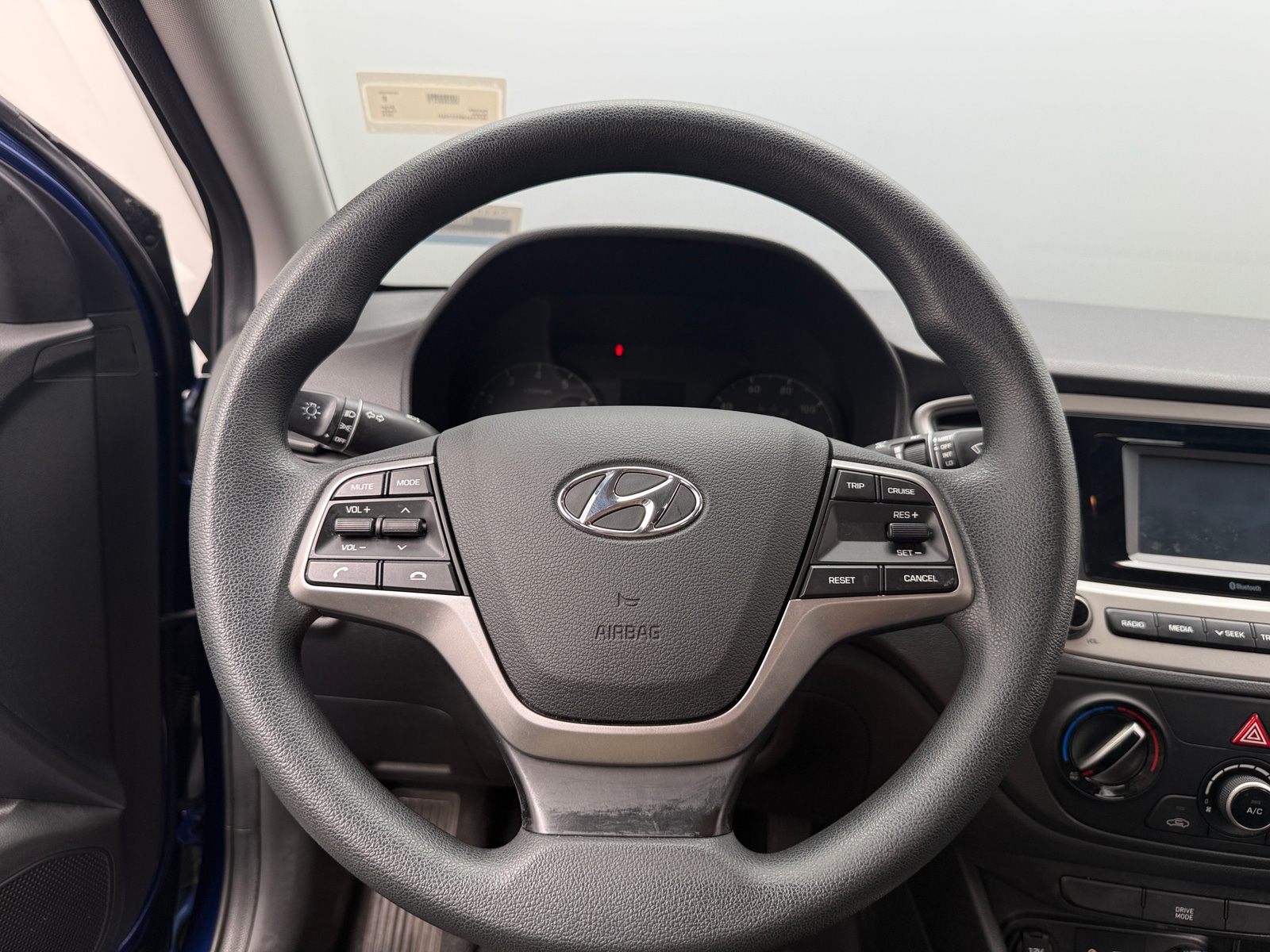 Thumbnail: 2019 Hyundai Accent - 5