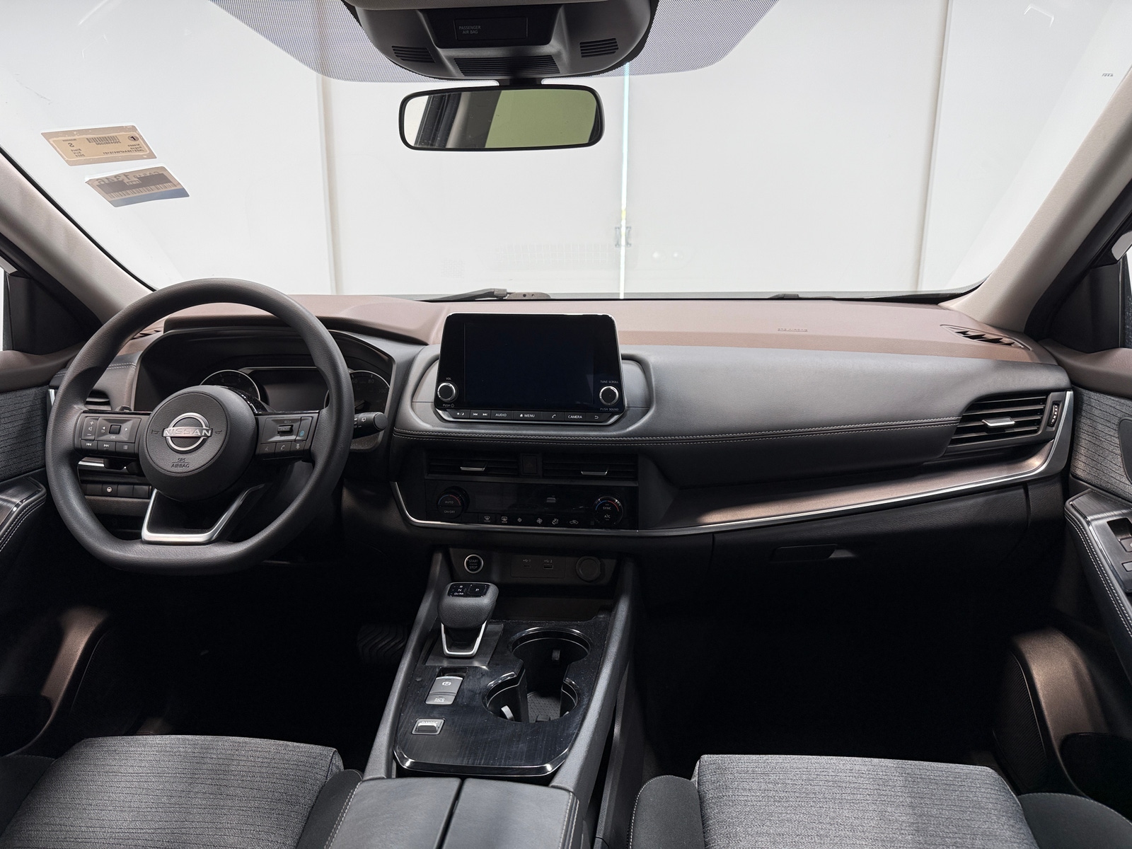 Thumbnail: 2023 Nissan Rogue - 3