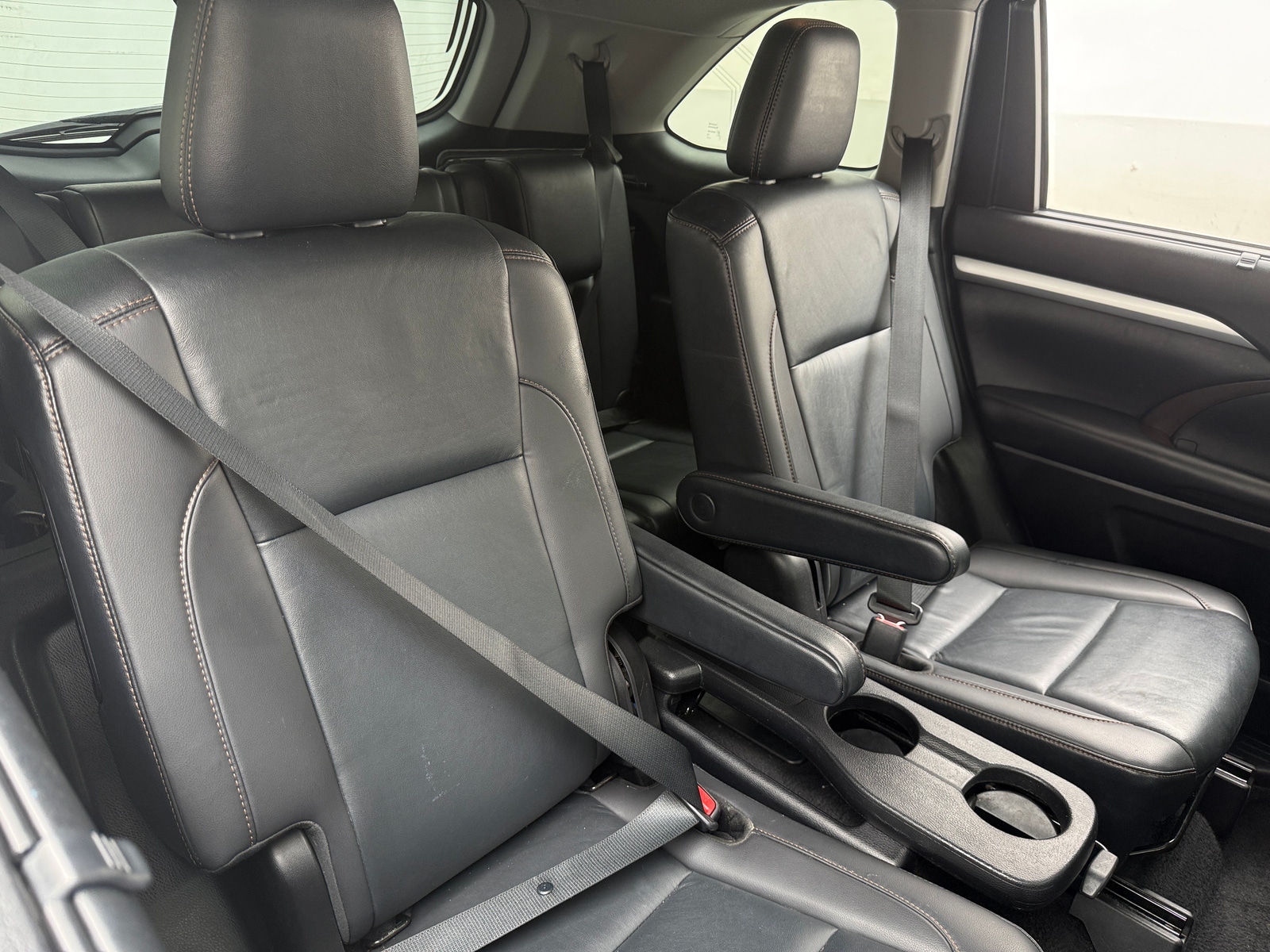 Thumbnail: 2019 Toyota Highlander - 5