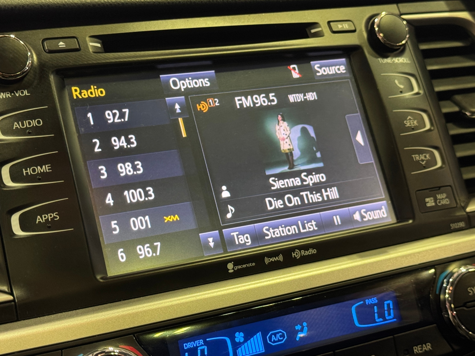 Thumbnail: 2019 Toyota Highlander - 3