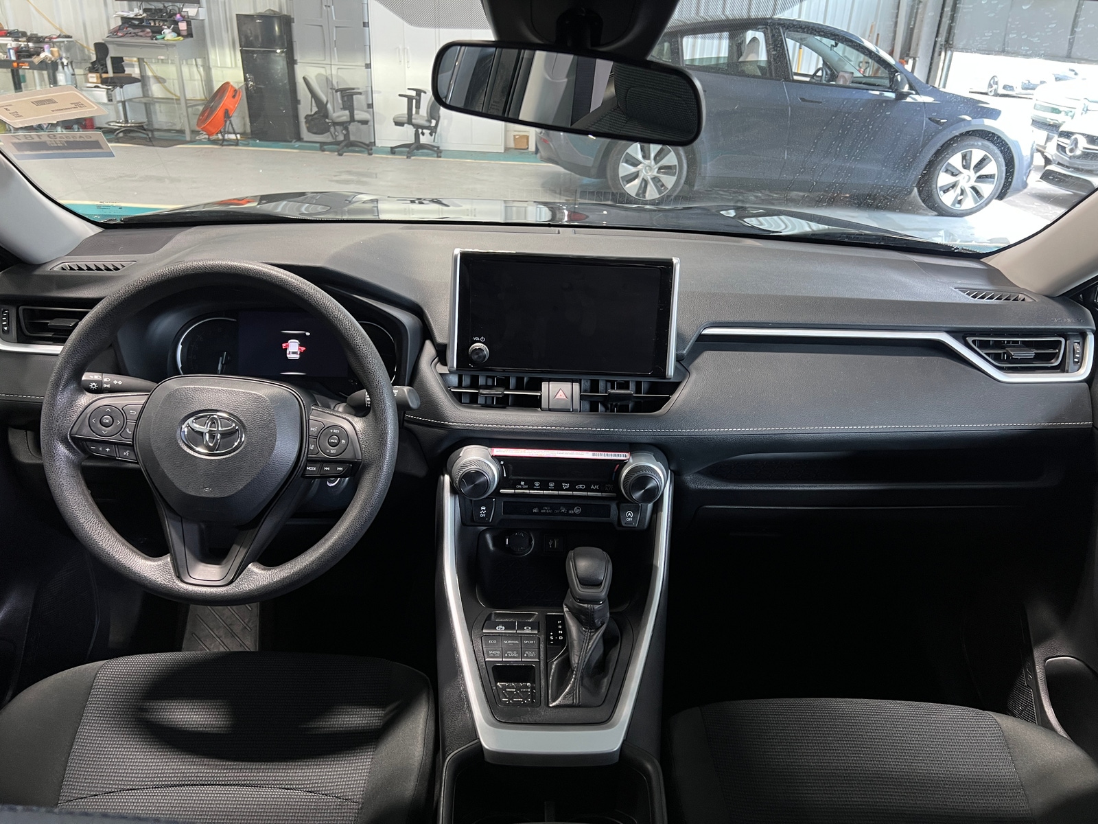 Thumbnail: 2024 Toyota RAV4 - 3
