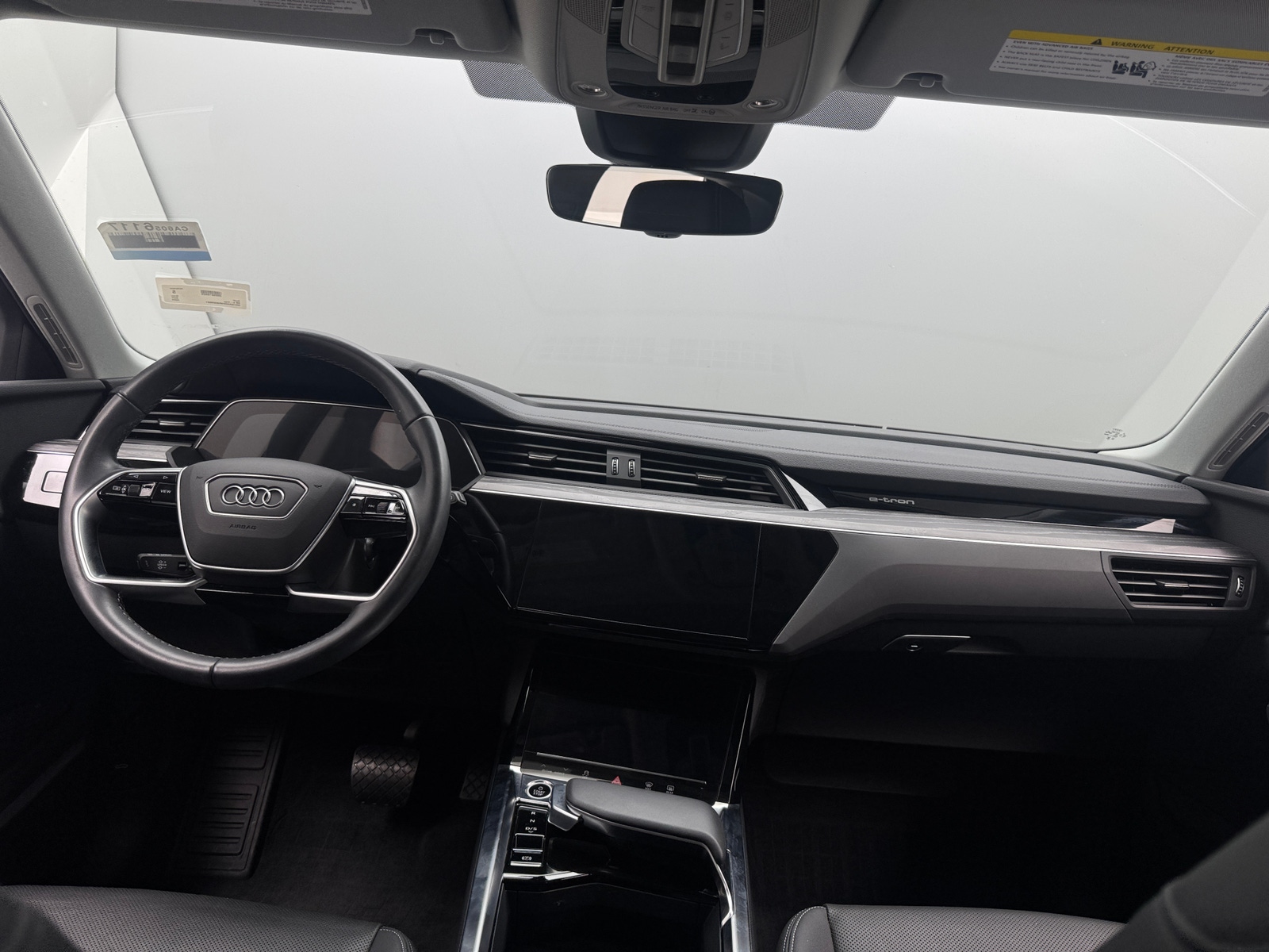 Thumbnail: 2024 Audi Q8 e-tron - 2