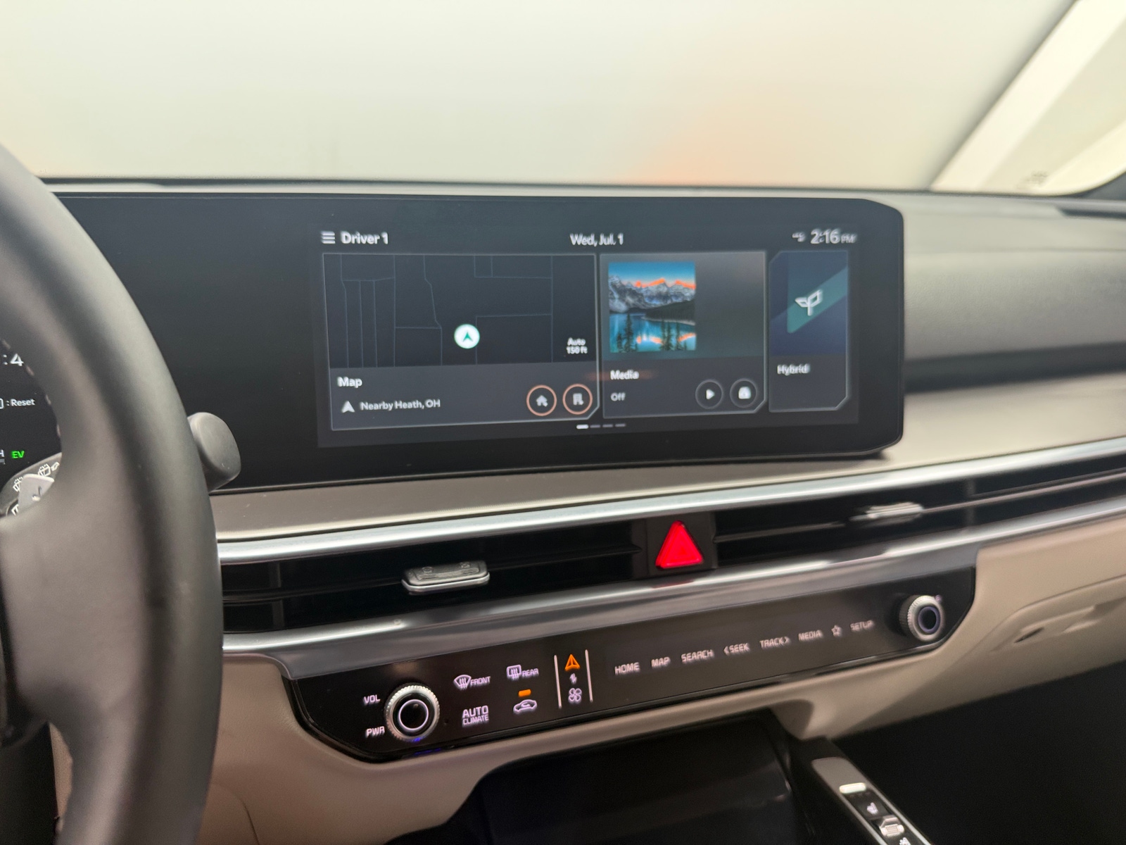 Thumbnail: 2025 Kia Sorento - 3
