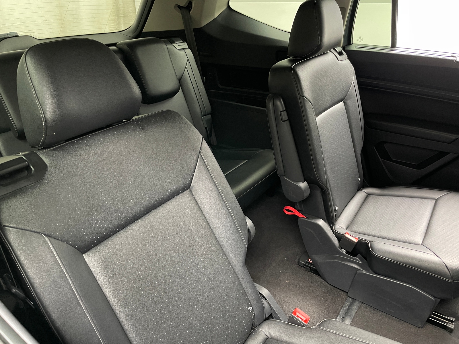 Thumbnail: 2019 Volkswagen Atlas - 5