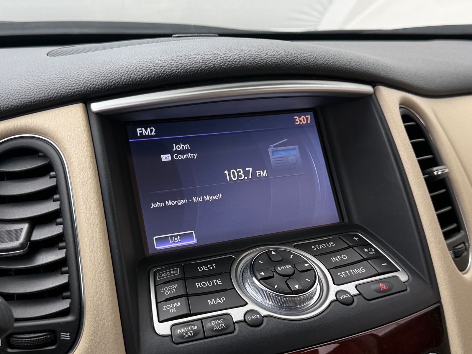 Thumbnail: 2016 INFINITI QX50 - 3