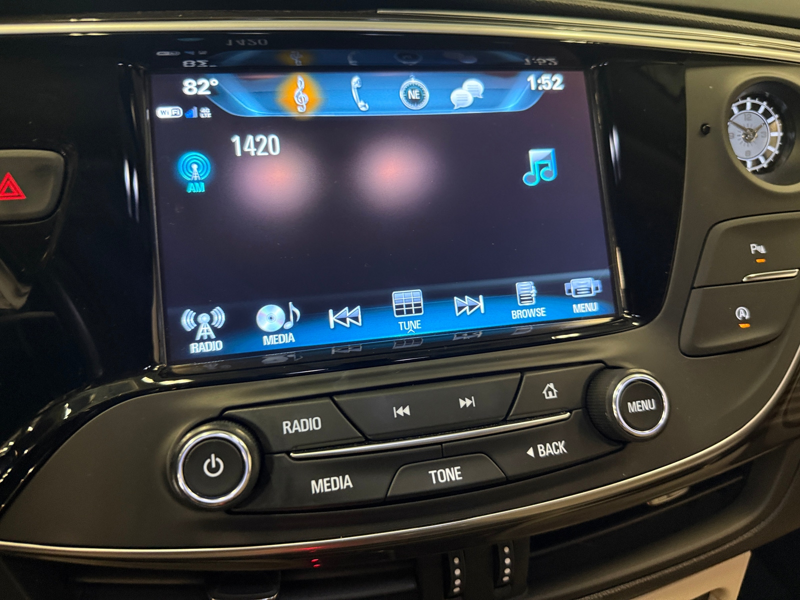 Thumbnail: 2020 Buick Envision - 3