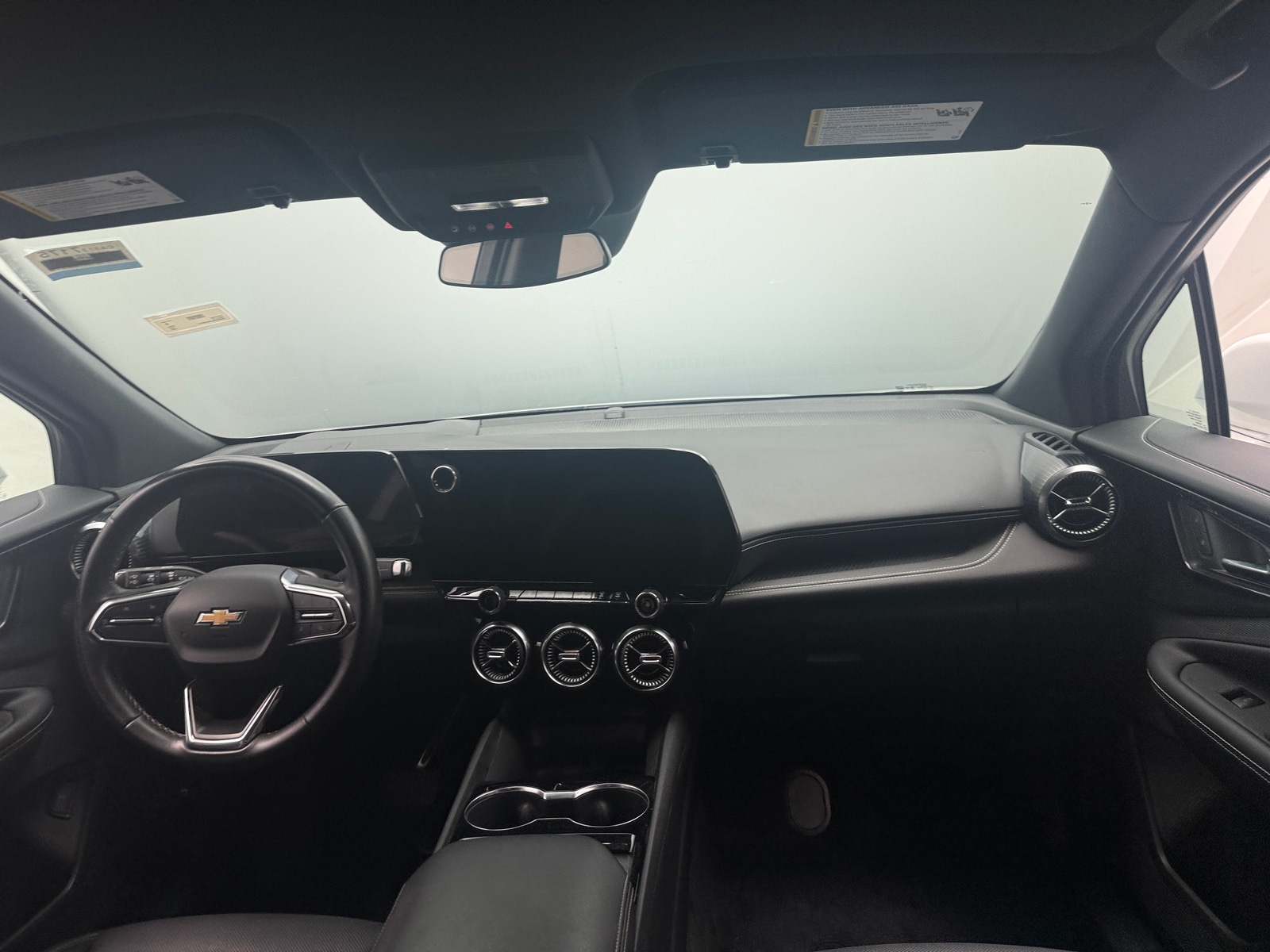 Thumbnail: 2024 Chevrolet Blazer EV - 3