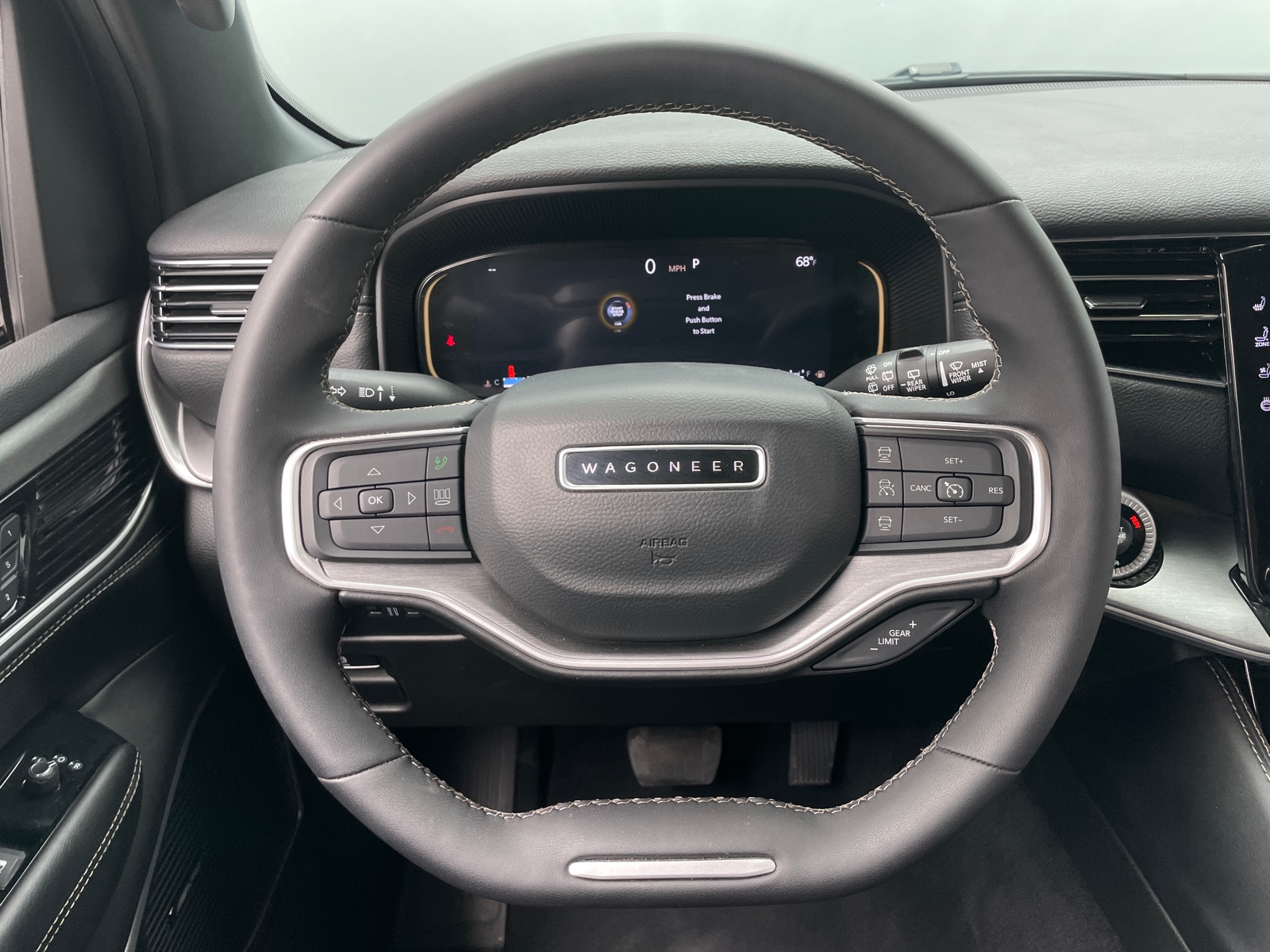 Thumbnail: 2025 Jeep Wagoneer - 4