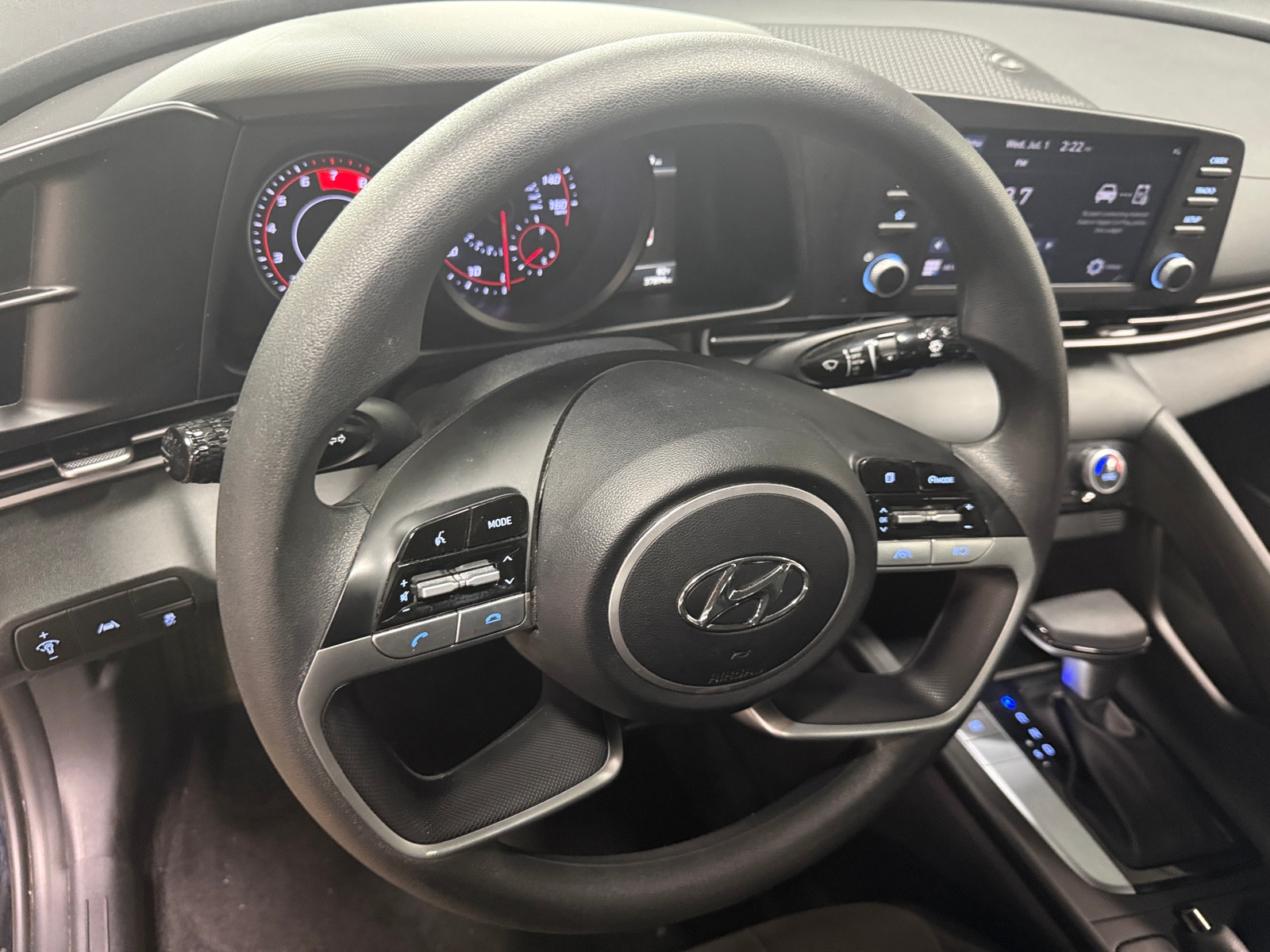 Thumbnail: 2023 Hyundai Elantra - 5