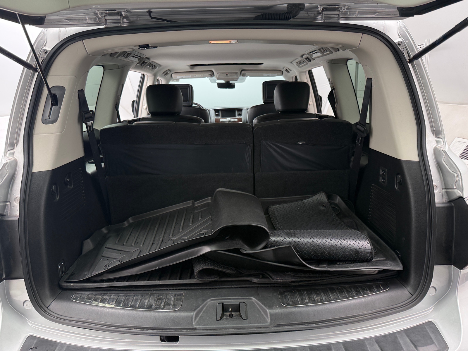 Thumbnail: 2020 Nissan Armada - 6
