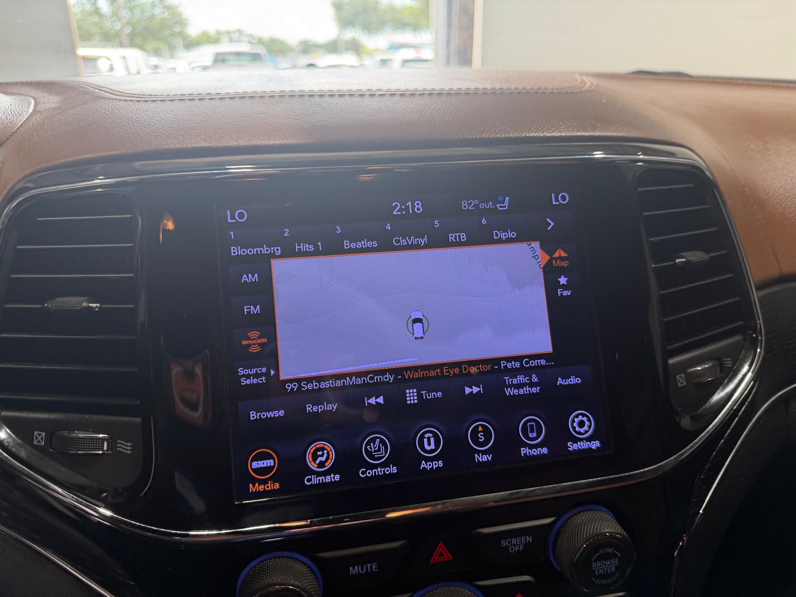 Thumbnail: 2019 Jeep Grand Cherokee - 3