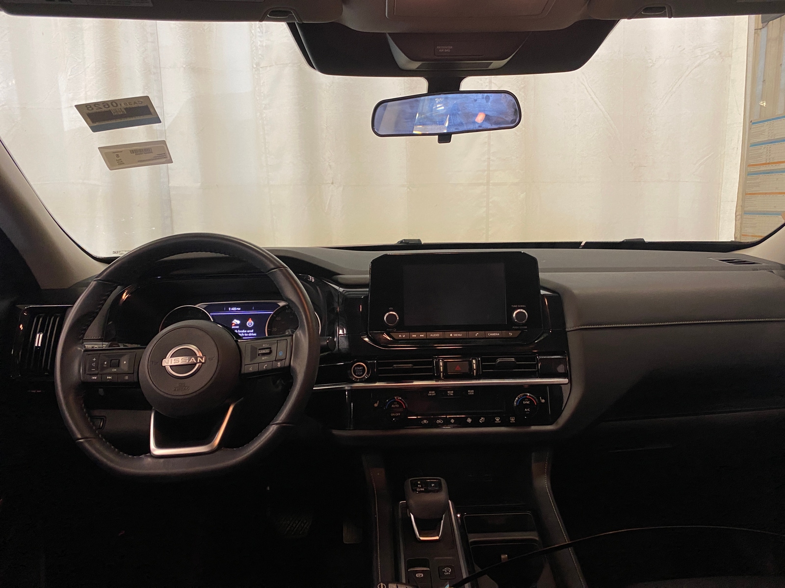 Thumbnail: 2022 Nissan Pathfinder - 3